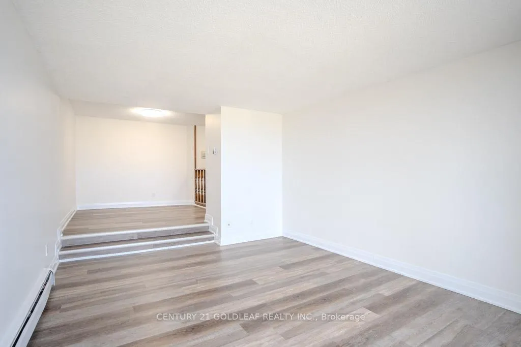 Photo 9 of Unit 501, 415 Greenview Avenue, Ottawa, Lincoln Heights — HOMEH