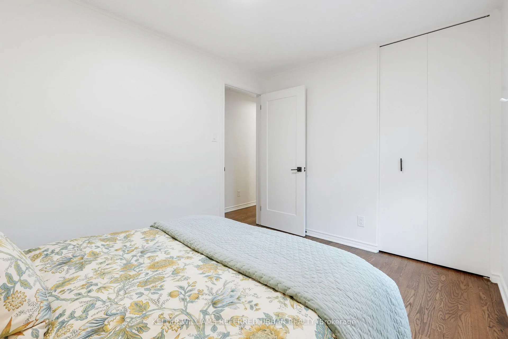 Photo 22 of 682 Glenhurst Crescent, Ottawa, Beacon Hill North — HOMEH