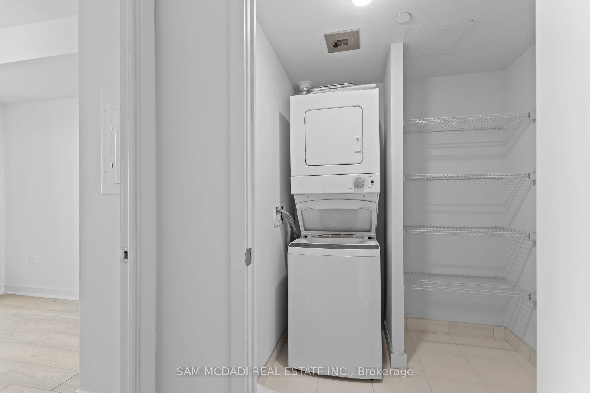 Photo 20 of Unit 3704, 2920 Highway 7, Vaughan, Concord — HOMEH