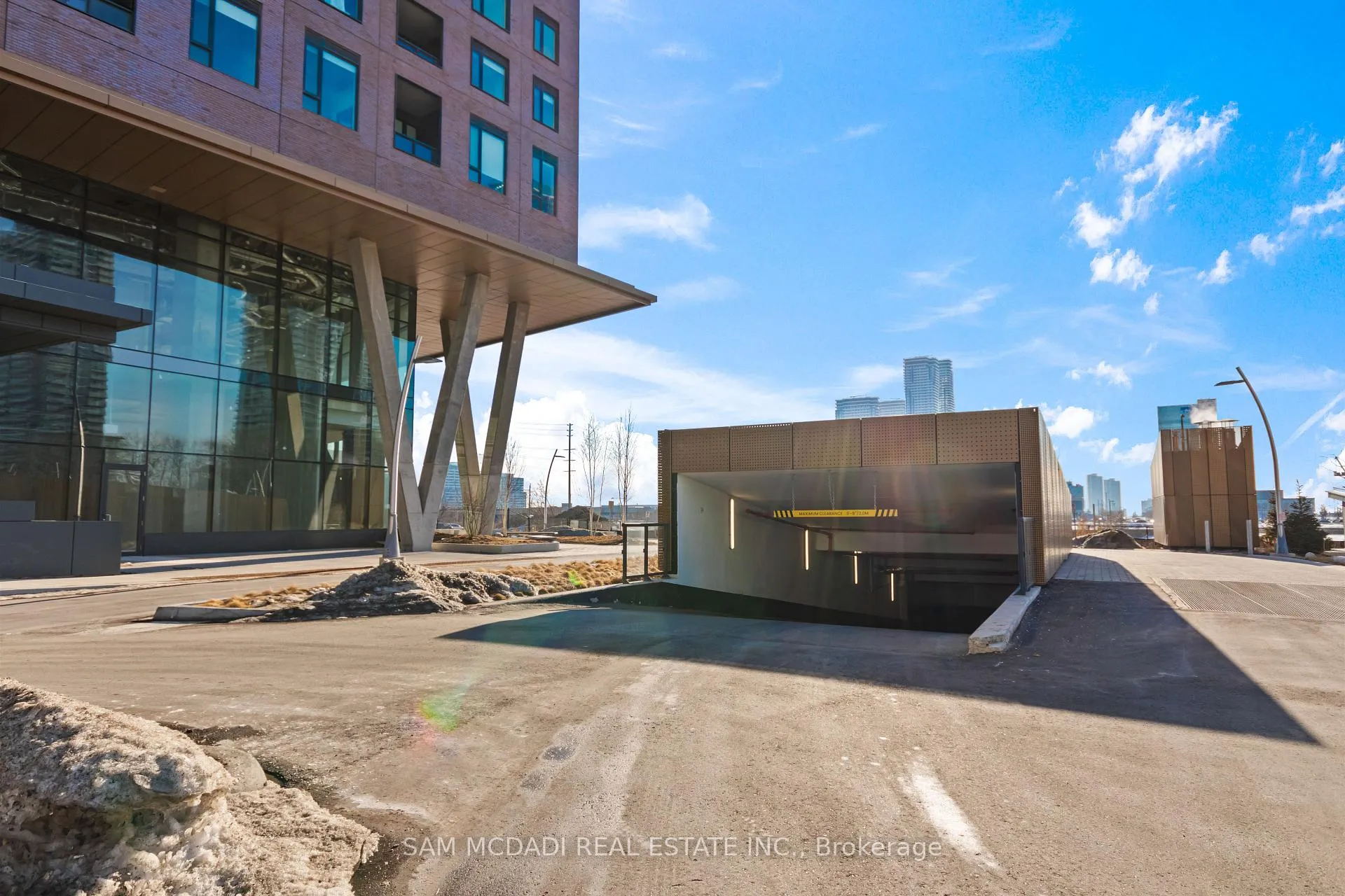Photo 22 of Unit 3704, 2920 Highway 7, Vaughan, Concord — HOMEH