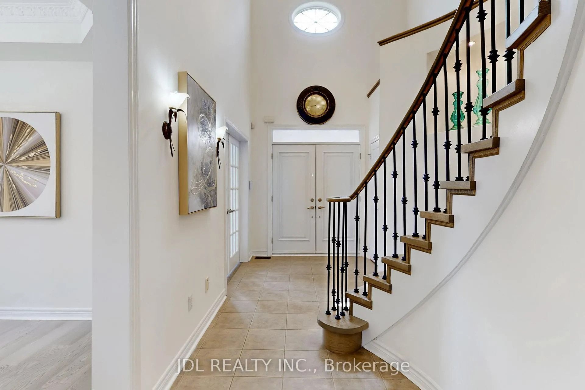 Photo 4 of 54 St Urbain Drive, Vaughan, Vellore Village — HOMEH