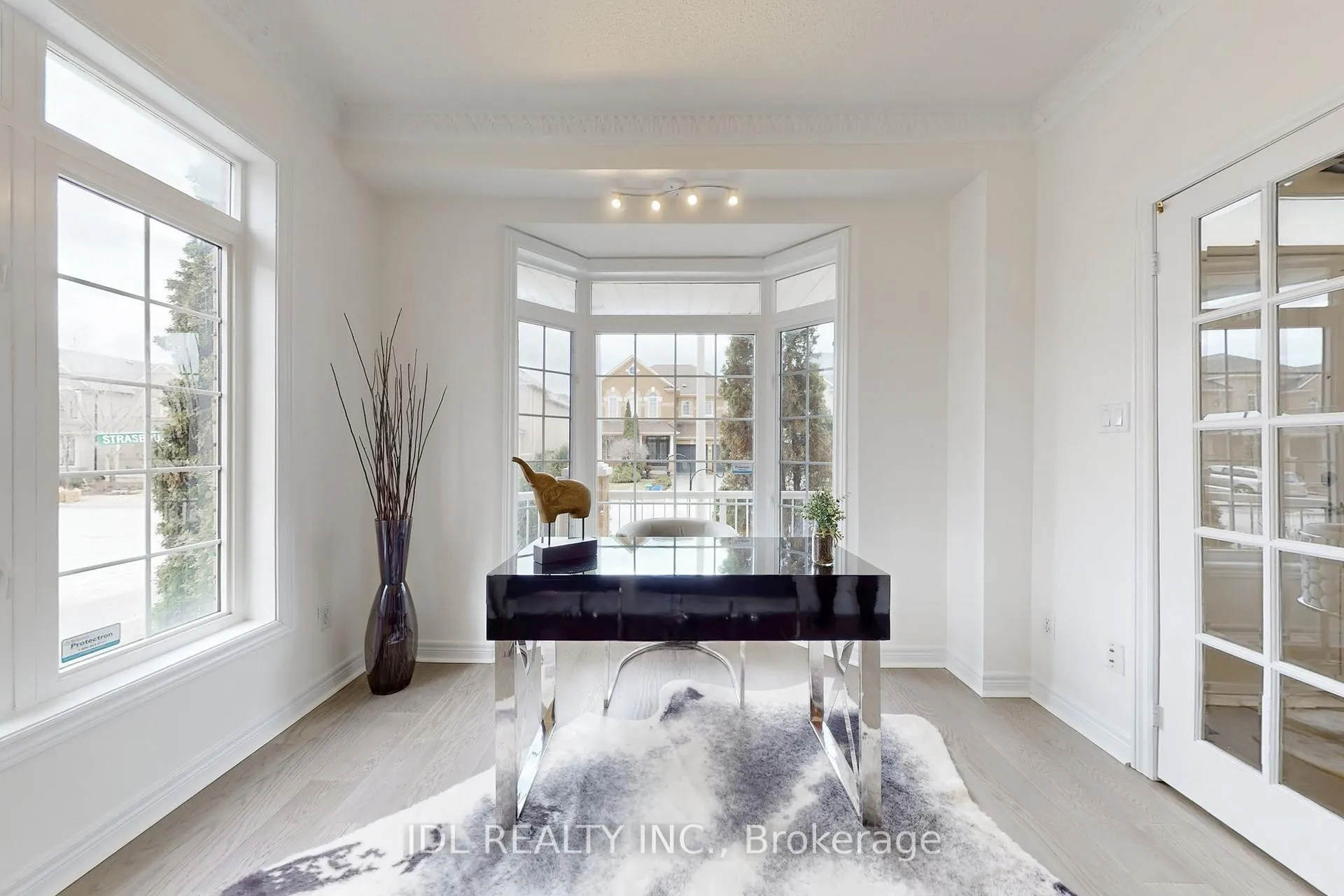 Photo 6 of 54 St Urbain Drive, Vaughan, Vellore Village — HOMEH