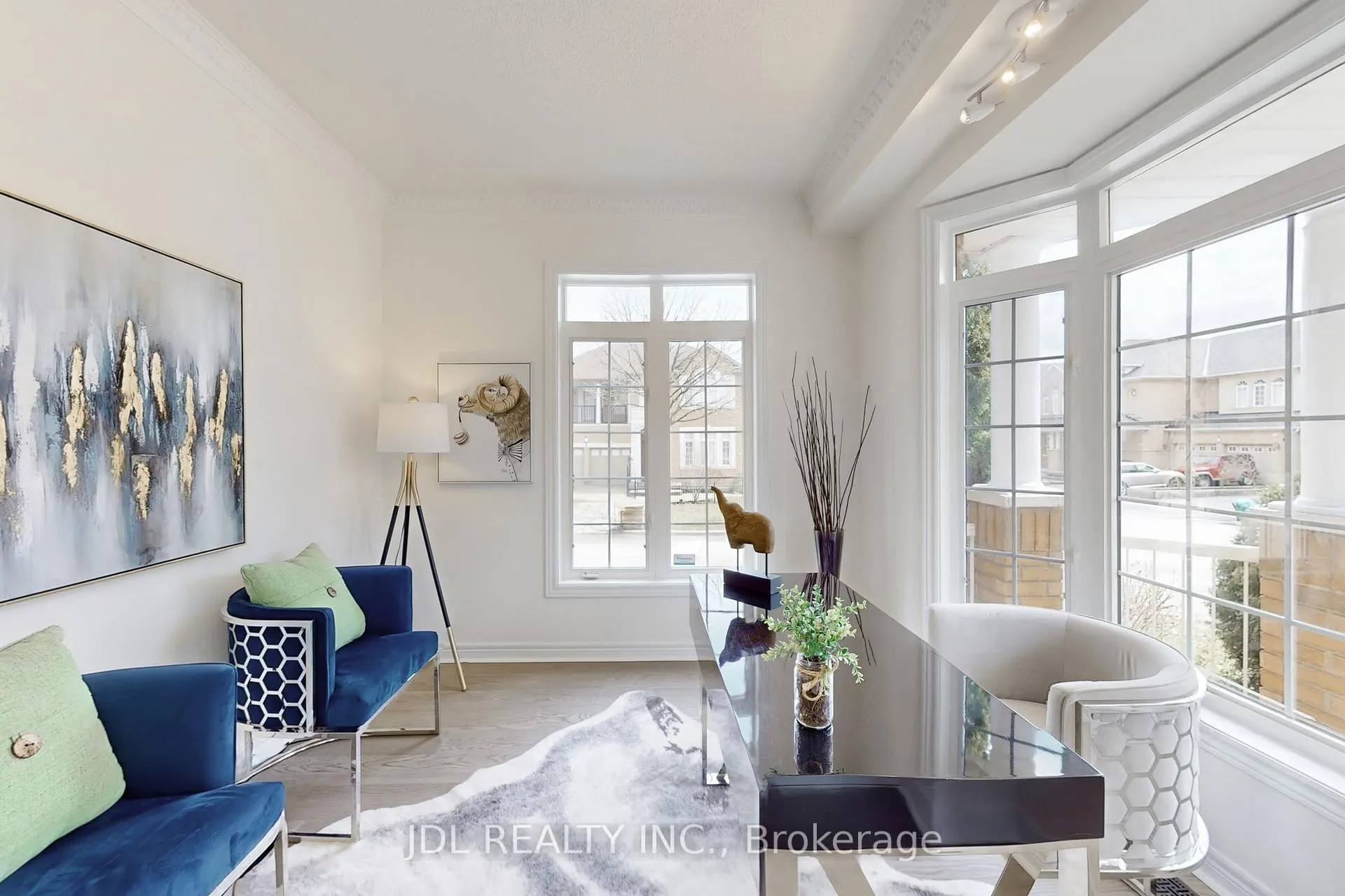 Photo 7 of 54 St Urbain Drive, Vaughan, Vellore Village — HOMEH
