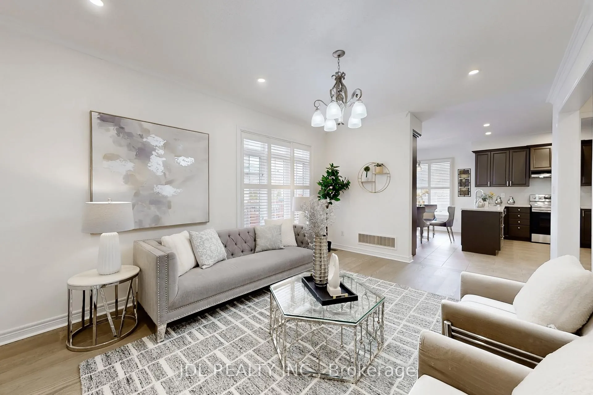Photo 11 of 54 St Urbain Drive, Vaughan, Vellore Village — HOMEH