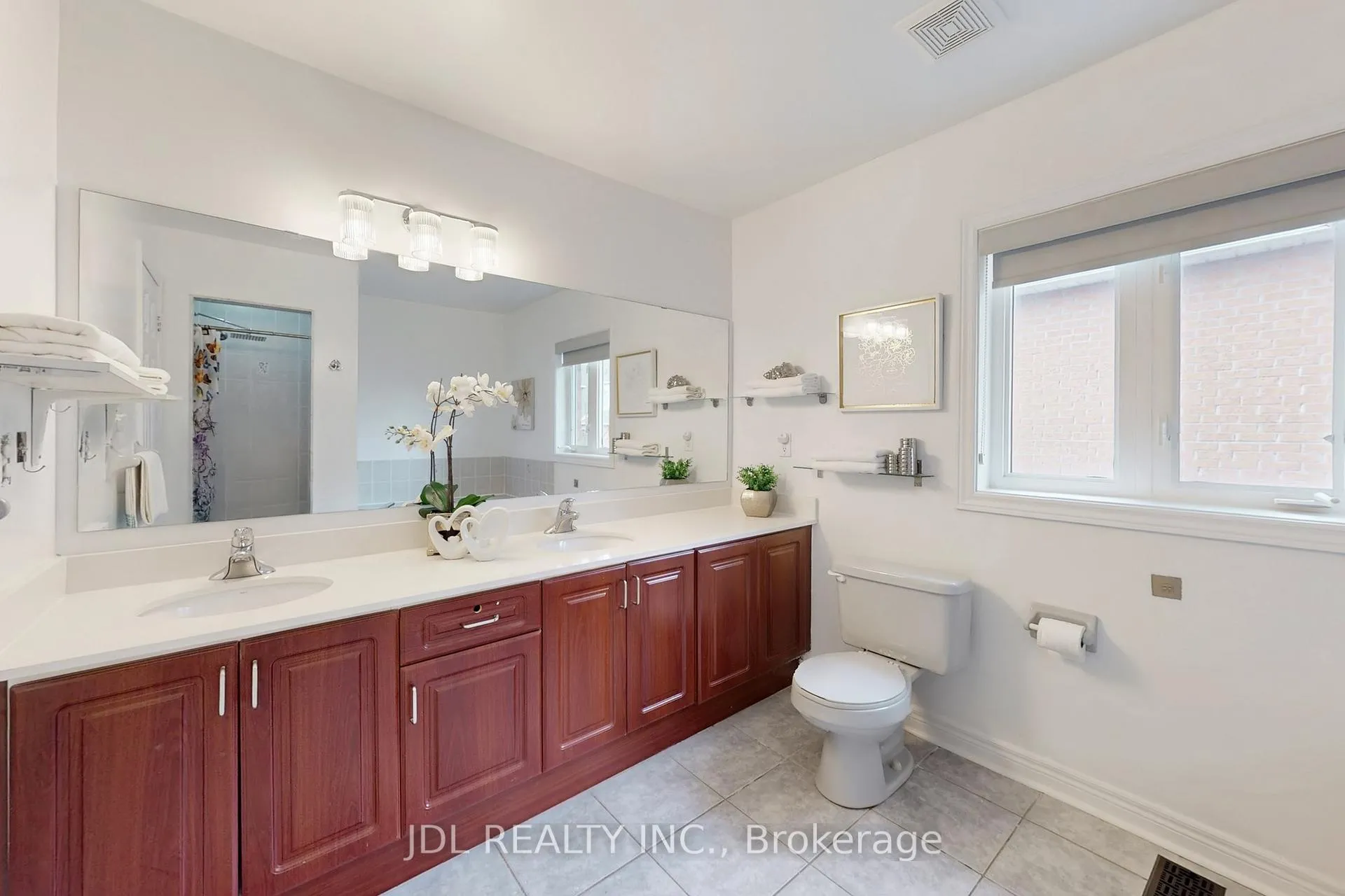 Photo 25 of 54 St Urbain Drive, Vaughan, Vellore Village — HOMEH