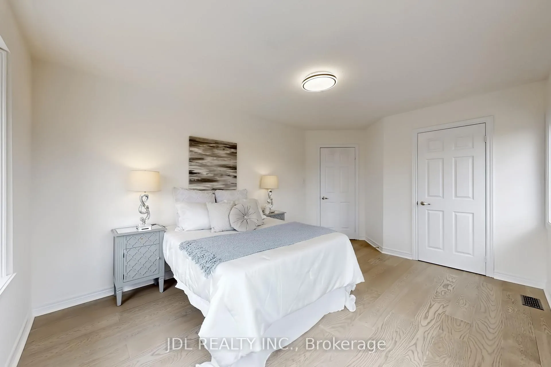 Photo 30 of 54 St Urbain Drive, Vaughan, Vellore Village — HOMEH