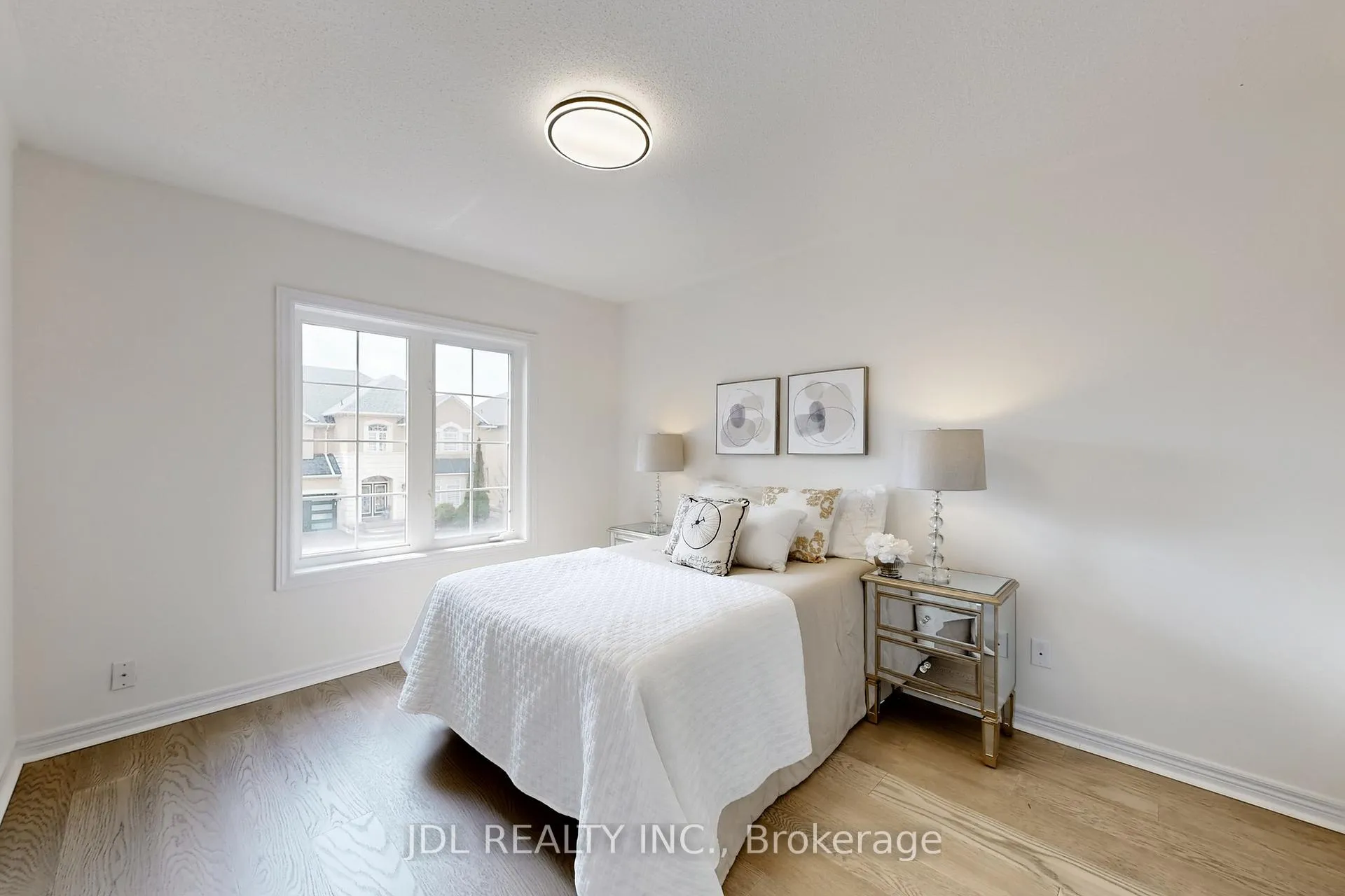 Photo 33 of 54 St Urbain Drive, Vaughan, Vellore Village — HOMEH
