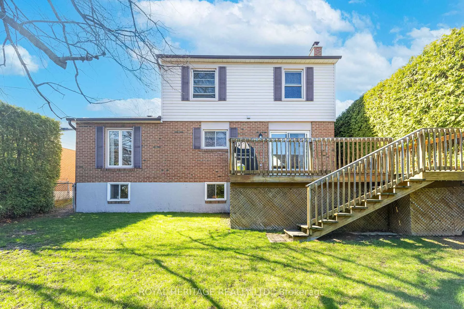 Photo 2 of 53 Teresa Drive, Whitby, Downtown Whitby — HOMEH