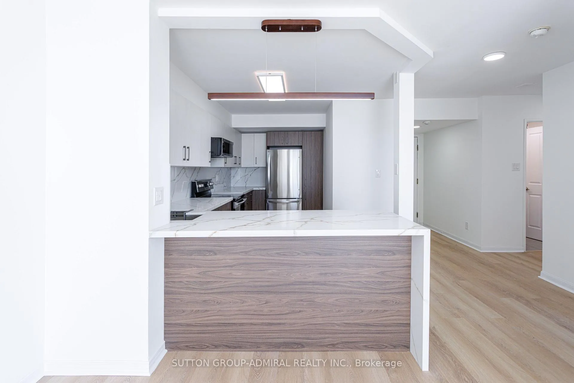 Photo 3 of Unit 1206, 120 Promenade Circle, Vaughan, Brownridge — HOMEH