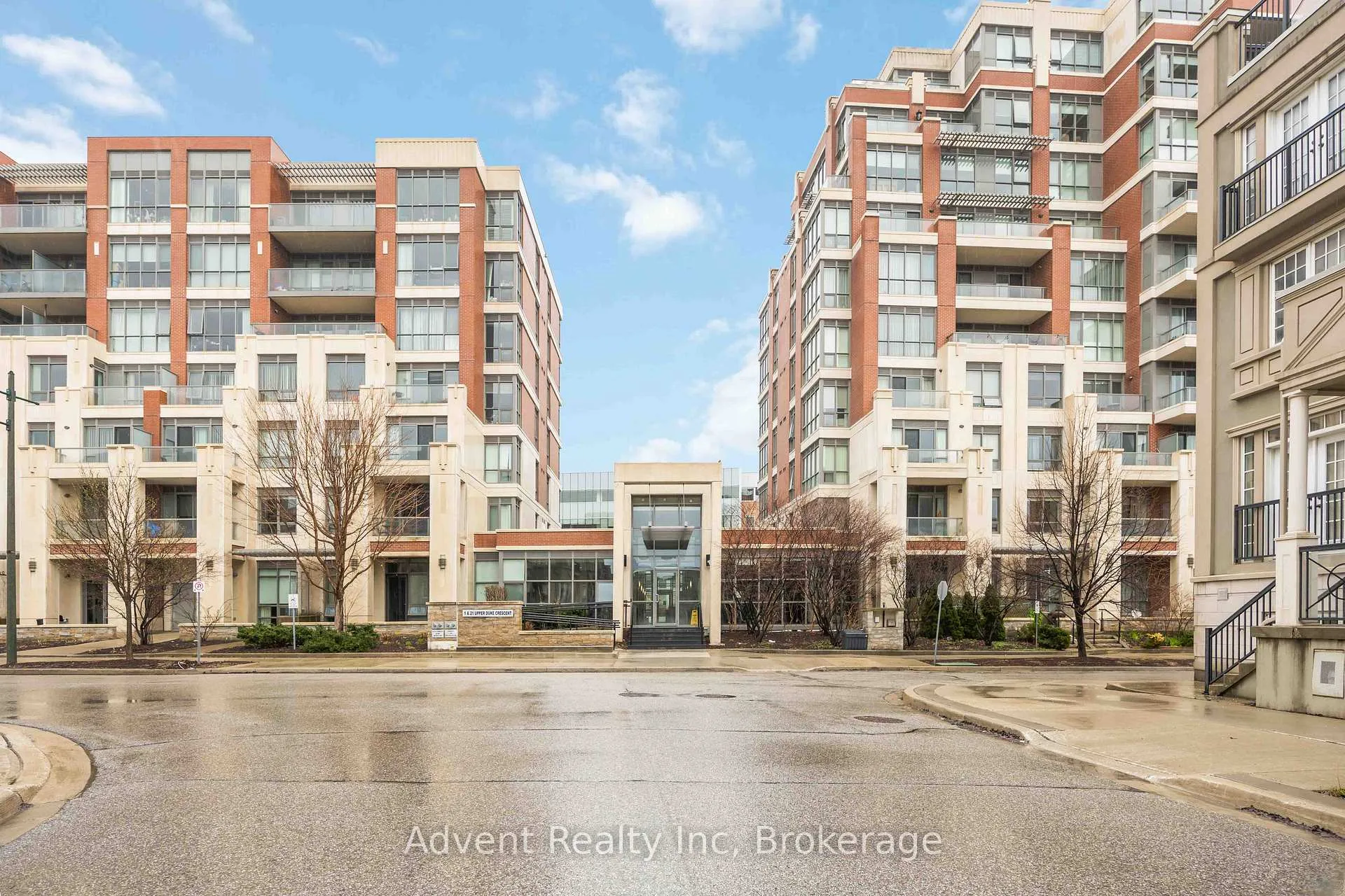 Photo 2 of Unit 604, 1 Upper Duke Crescent, Markham, Unionville — HOMEH