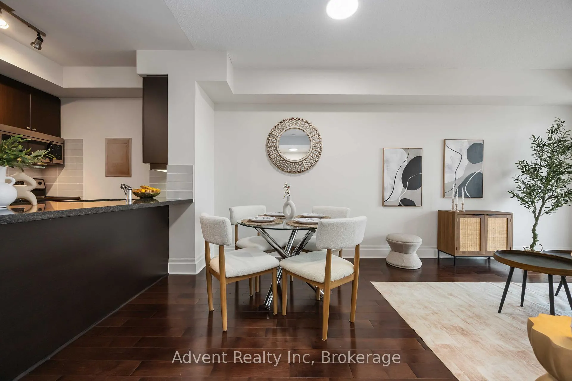 Photo 17 of Unit 604, 1 Upper Duke Crescent, Markham, Unionville — HOMEH