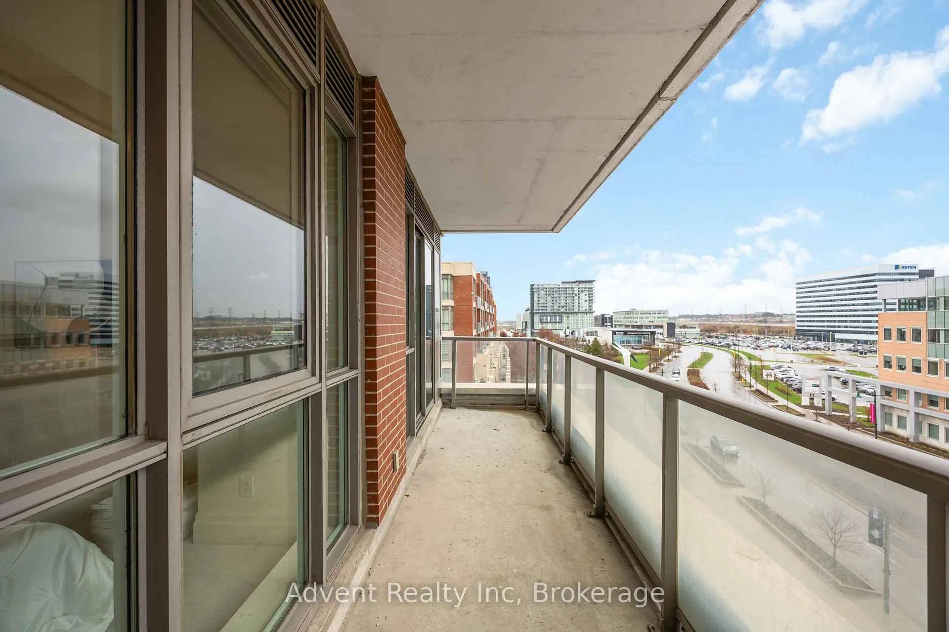 Photo 30 of Unit 604, 1 Upper Duke Crescent, Markham, Unionville — HOMEH