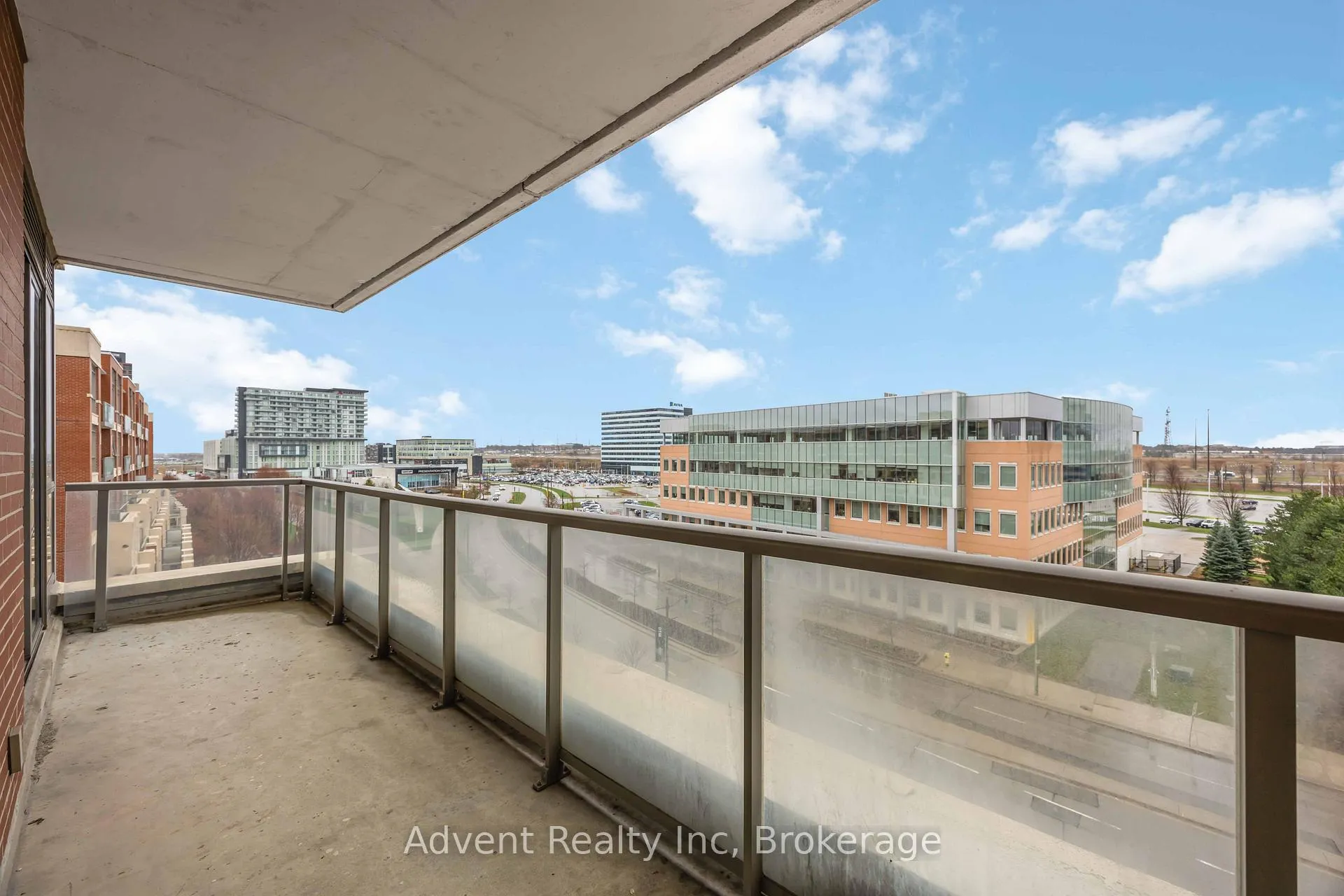 Photo 31 of Unit 604, 1 Upper Duke Crescent, Markham, Unionville — HOMEH