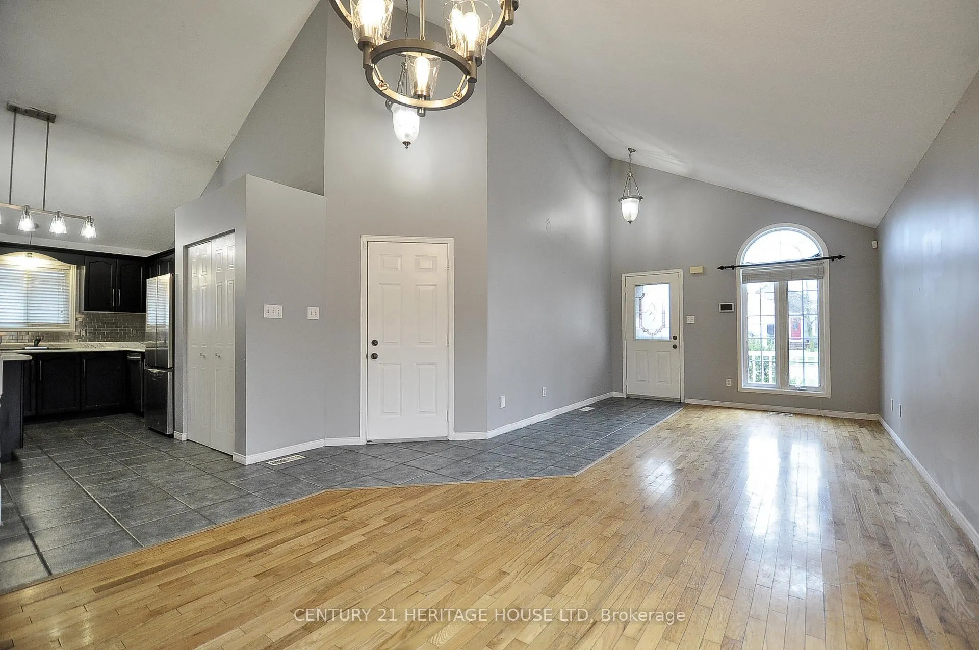 Photo 4 of 36 Providence Drive, Cambridge — HOMEH
