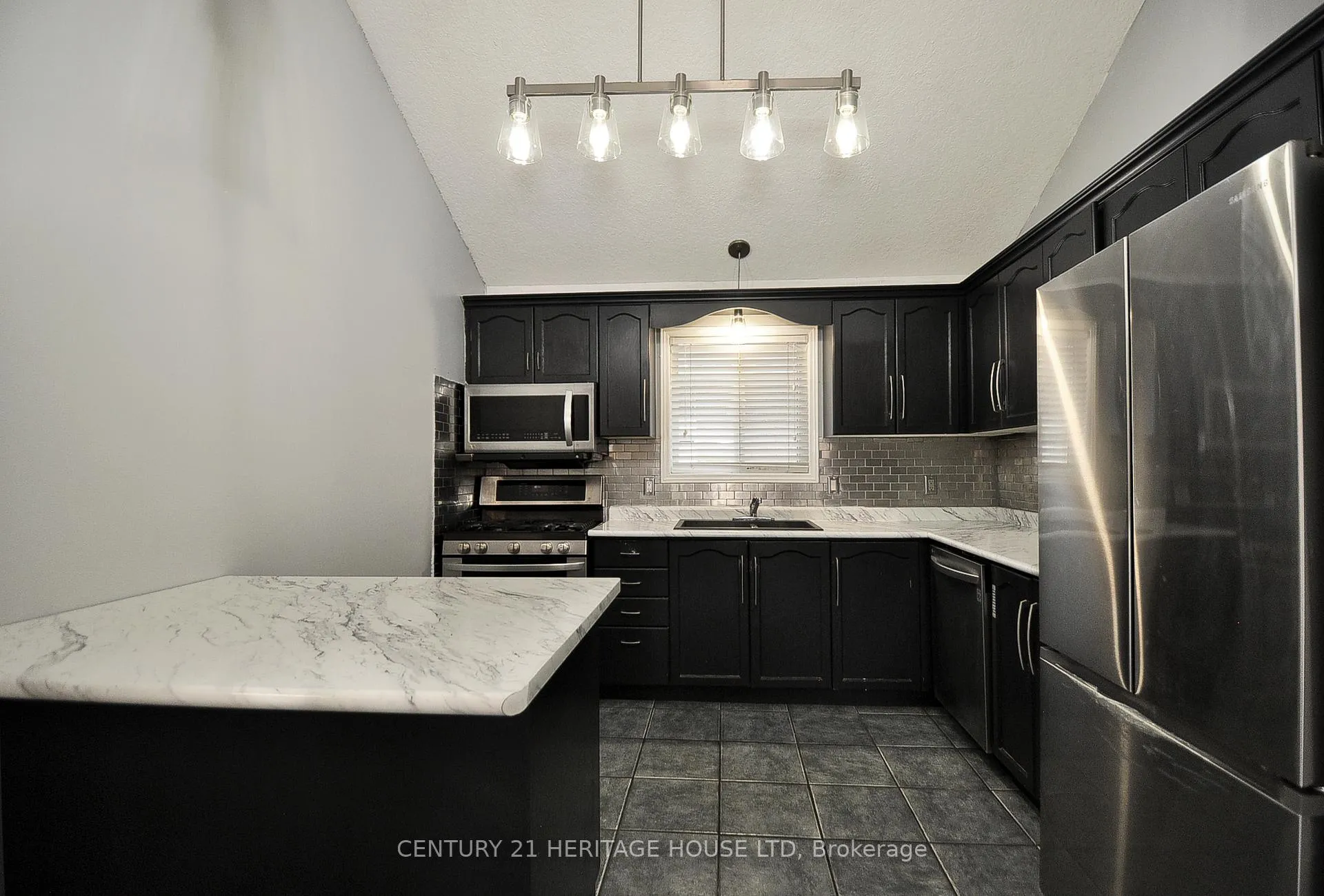 Photo 10 of 36 Providence Drive, Cambridge — HOMEH