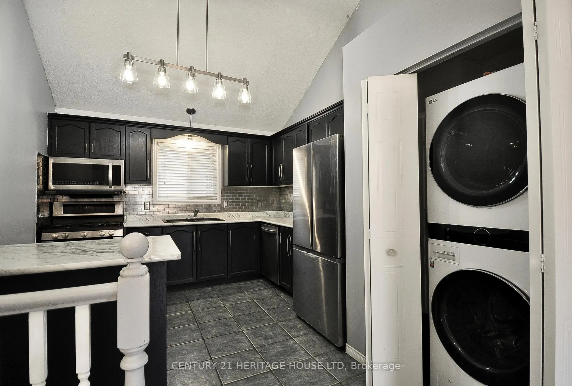 Photo 15 of 36 Providence Drive, Cambridge — HOMEH