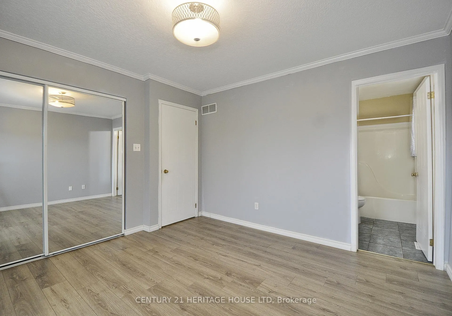 Photo 17 of 36 Providence Drive, Cambridge — HOMEH
