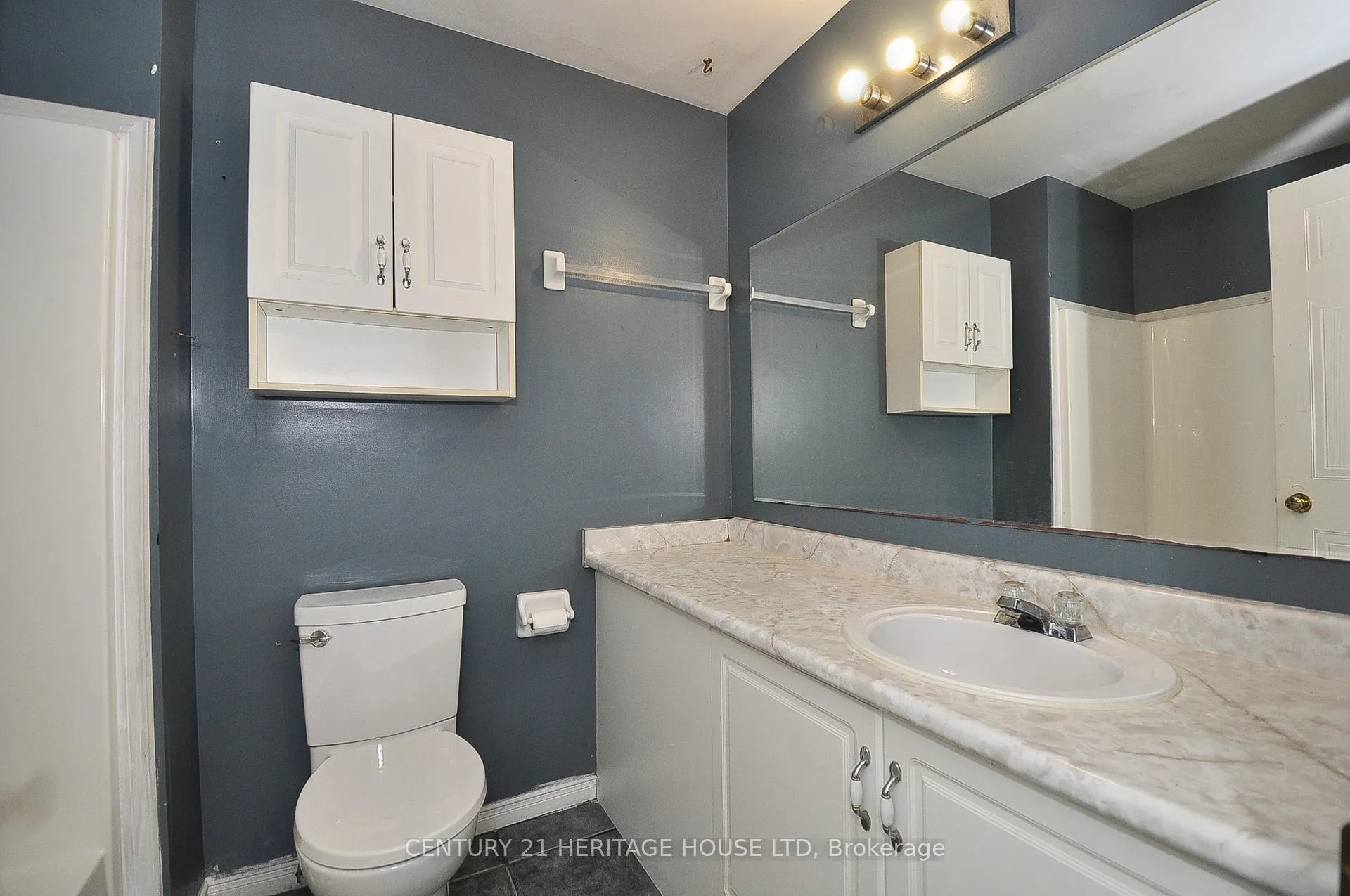 Photo 21 of 36 Providence Drive, Cambridge — HOMEH