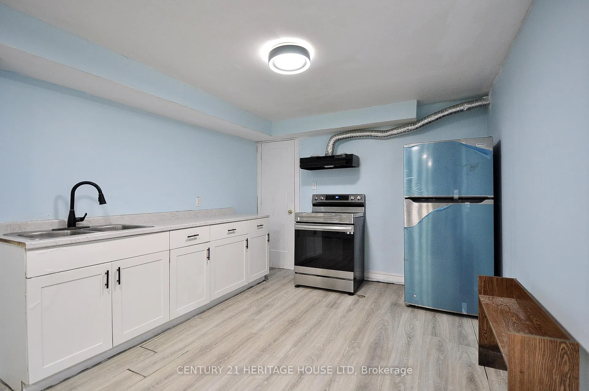 Photo 23 of 36 Providence Drive, Cambridge — HOMEH