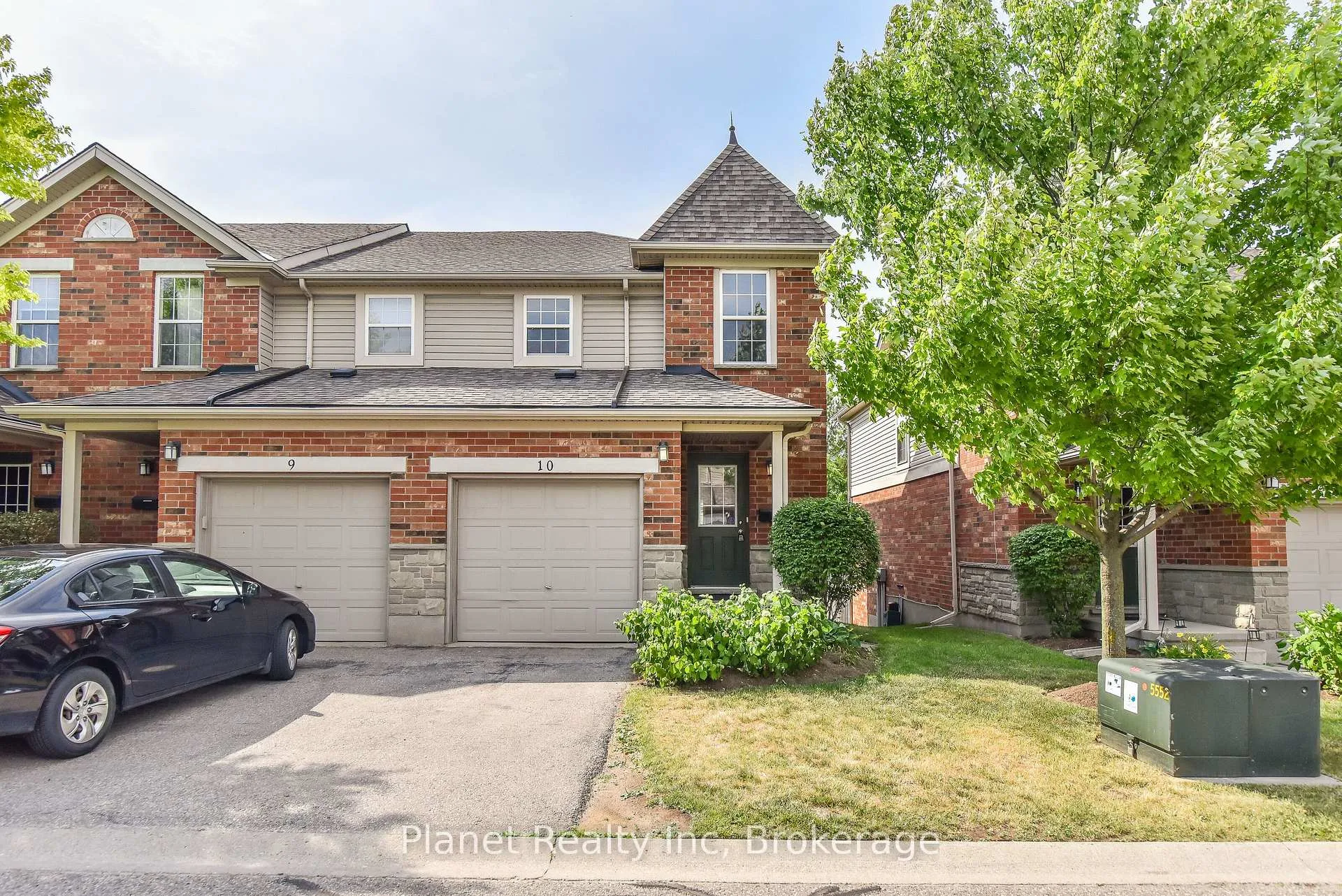 Photo 1 of Unit 10, 124 Gosling Gardens, Guelph, Clairfields/Hanlon Business Park — HOMEH