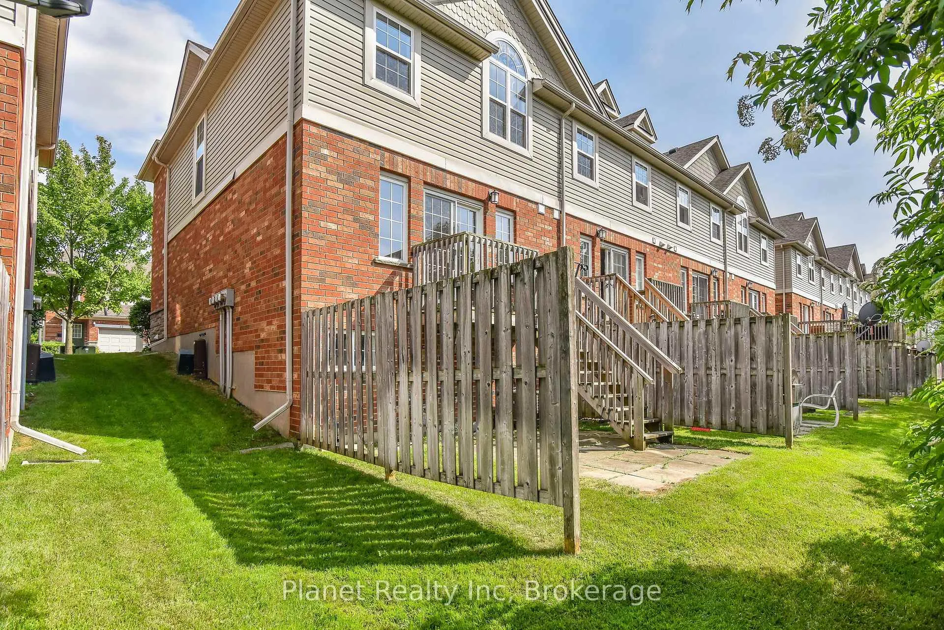 Photo 43 of Unit 10, 124 Gosling Gardens, Guelph, Clairfields/Hanlon Business Park — HOMEH