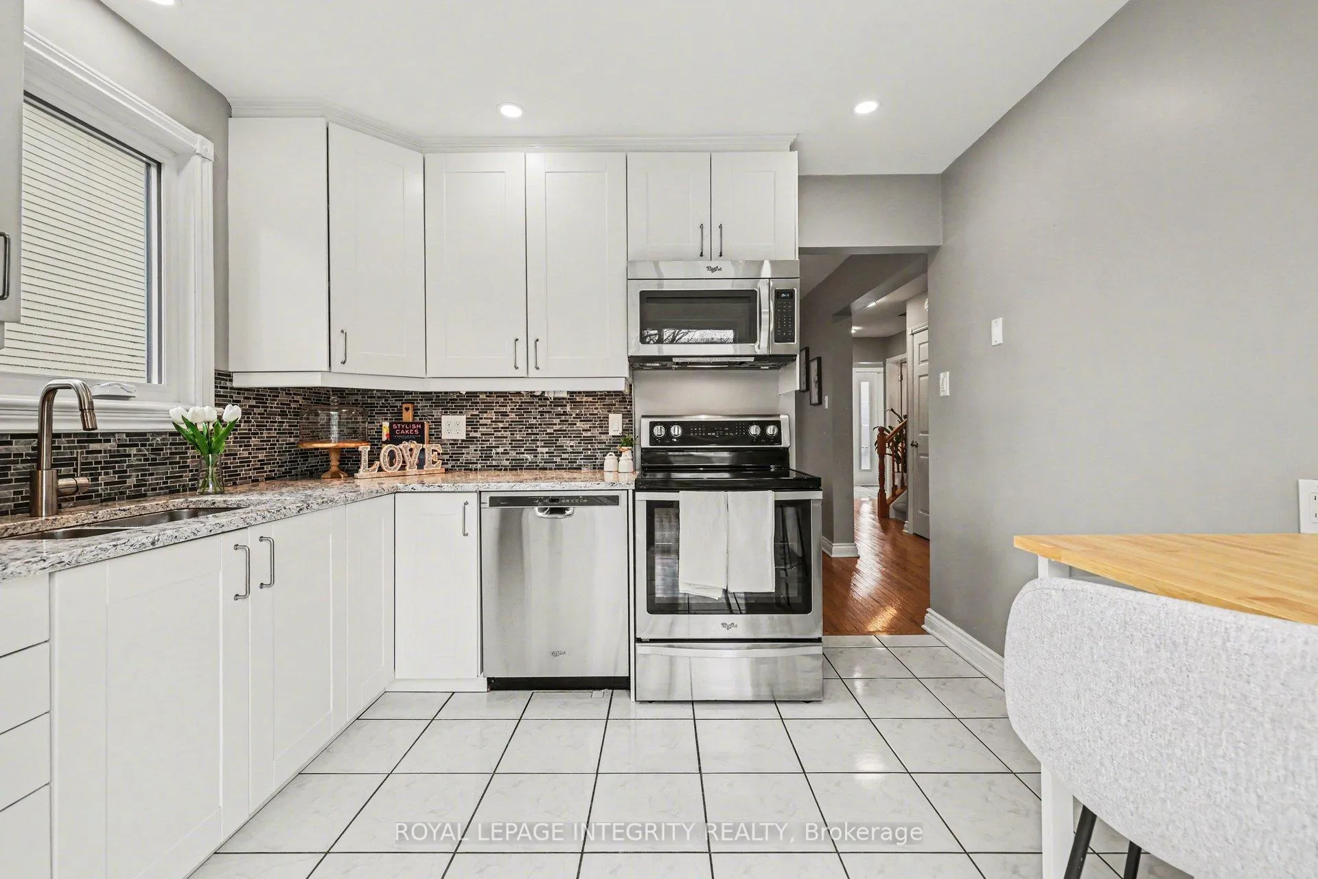 Photo 14 of 15 Raftus Square, Ottawa, Barrhaven - Pheasant Run — HOMEH