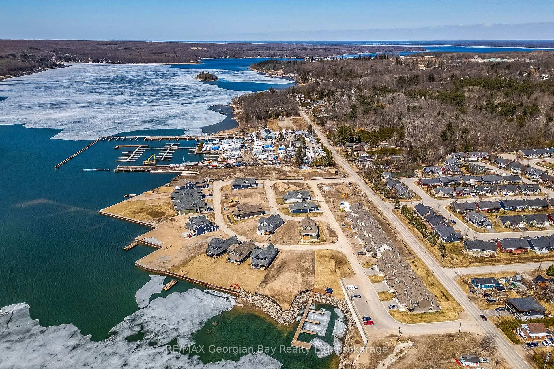 Photo 45 of 2 Magazine Street, Penetanguishene — HOMEH