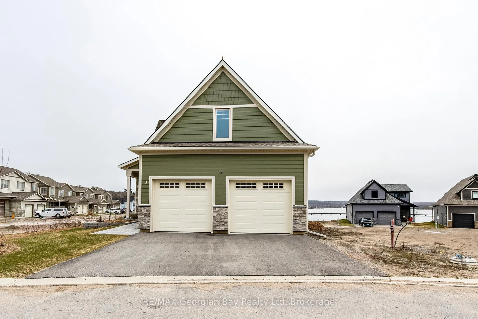 Photo 47 of 2 Magazine Street, Penetanguishene — HOMEH