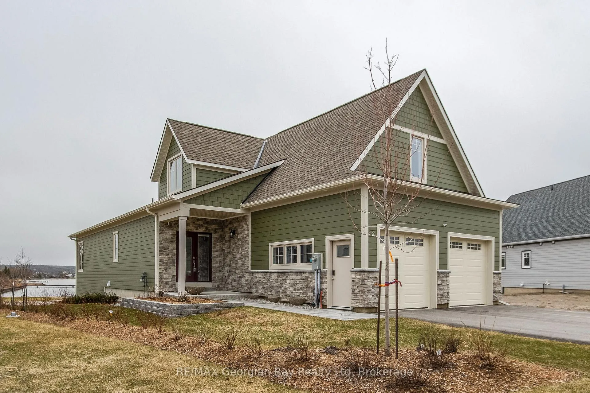 Photo 48 of 2 Magazine Street, Penetanguishene — HOMEH
