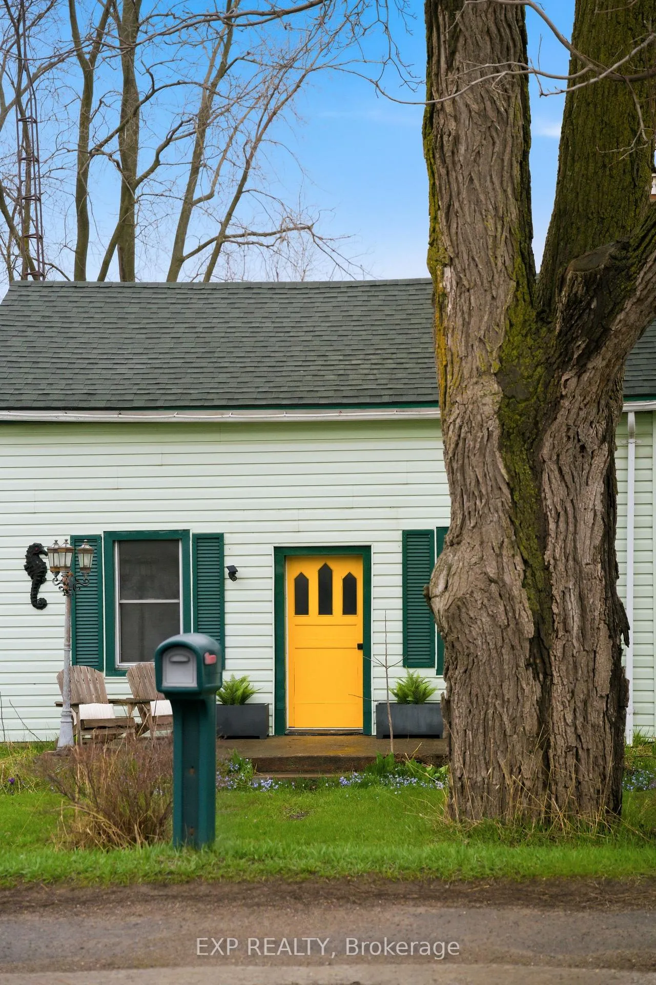 Photo 3 of 52 County 1 Road, Prince Edward County, Hallowell Ward — HOMEH