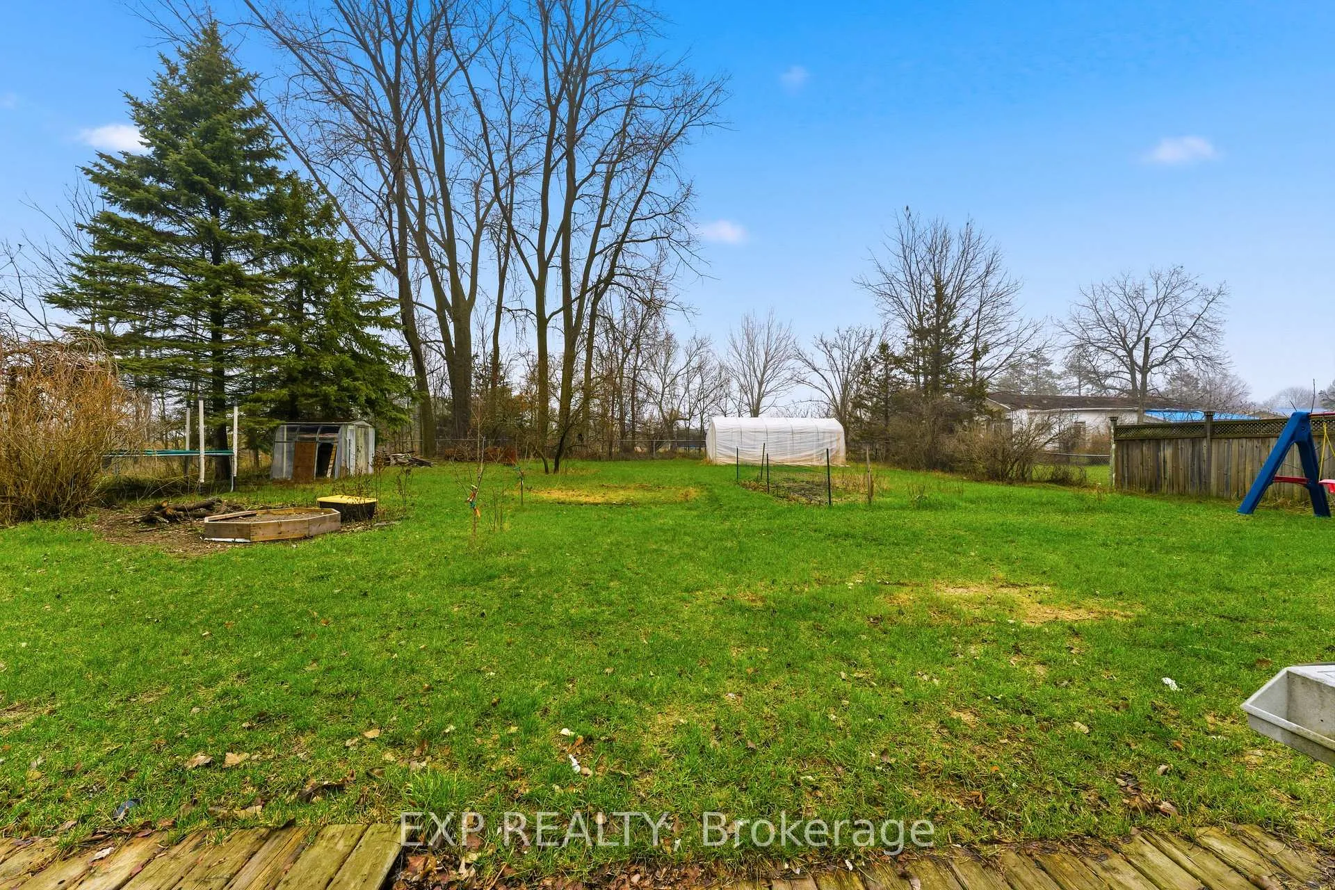 Photo 32 of 52 County 1 Road, Prince Edward County, Hallowell Ward — HOMEH