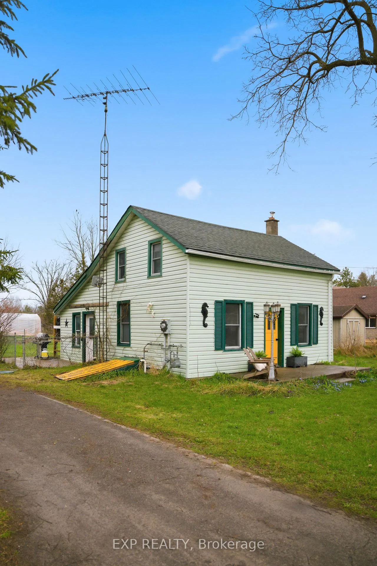Photo 33 of 52 County 1 Road, Prince Edward County, Hallowell Ward — HOMEH