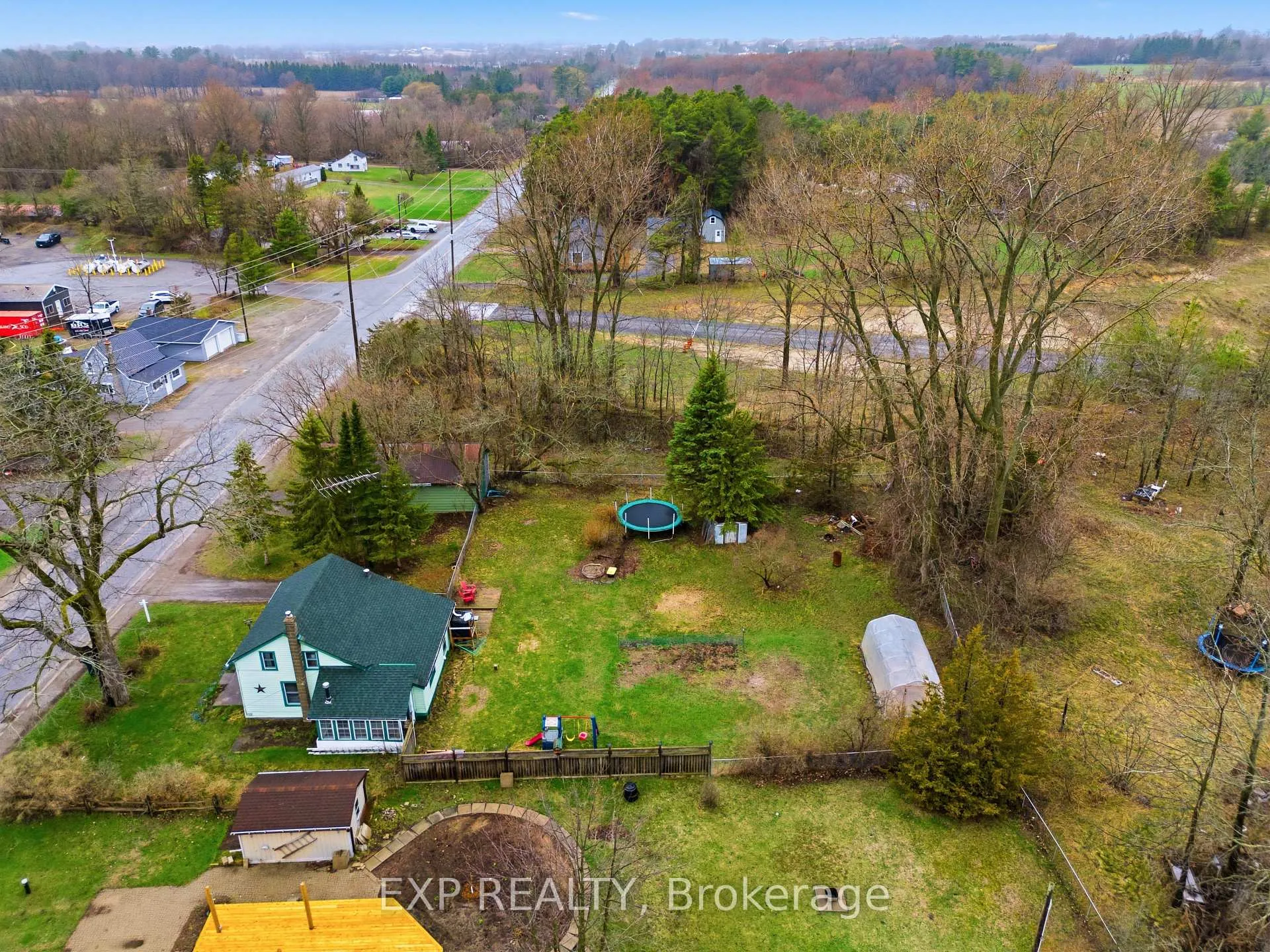 Photo 35 of 52 County 1 Road, Prince Edward County, Hallowell Ward — HOMEH
