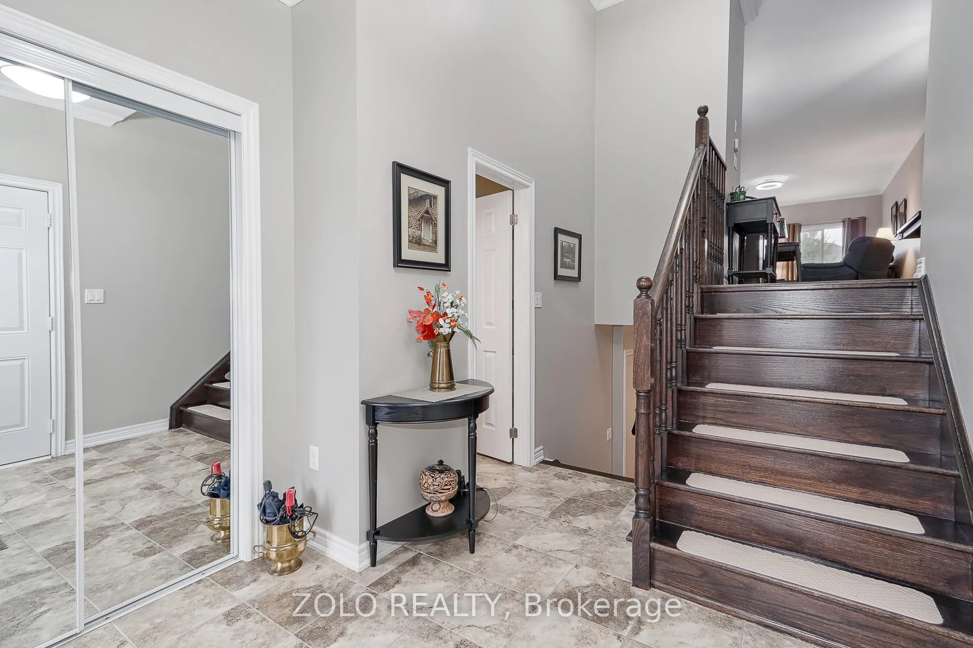 Photo 6 of 41 Middleton Drive, Wasaga Beach — HOMEH