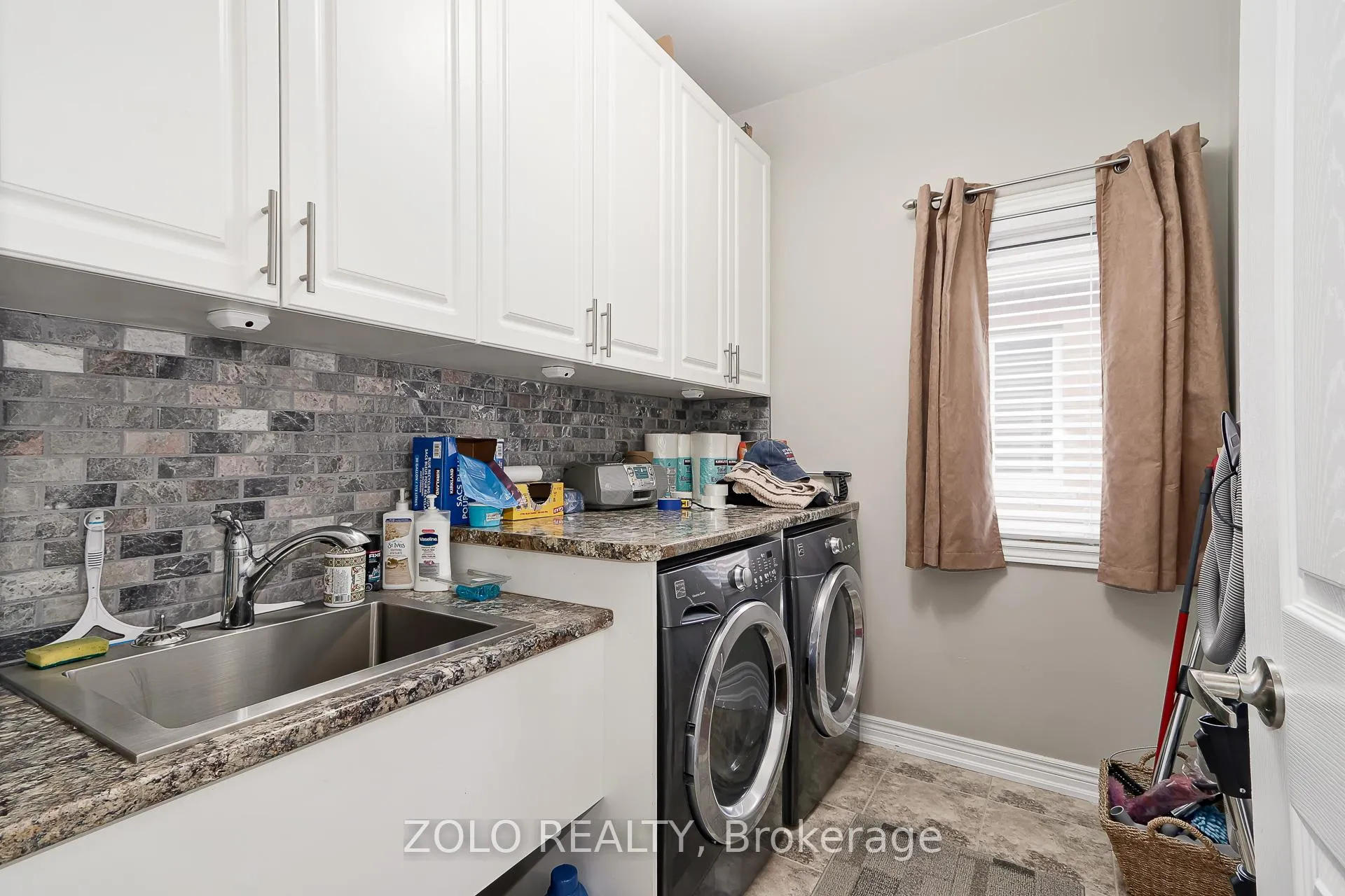 Photo 25 of 41 Middleton Drive, Wasaga Beach — HOMEH