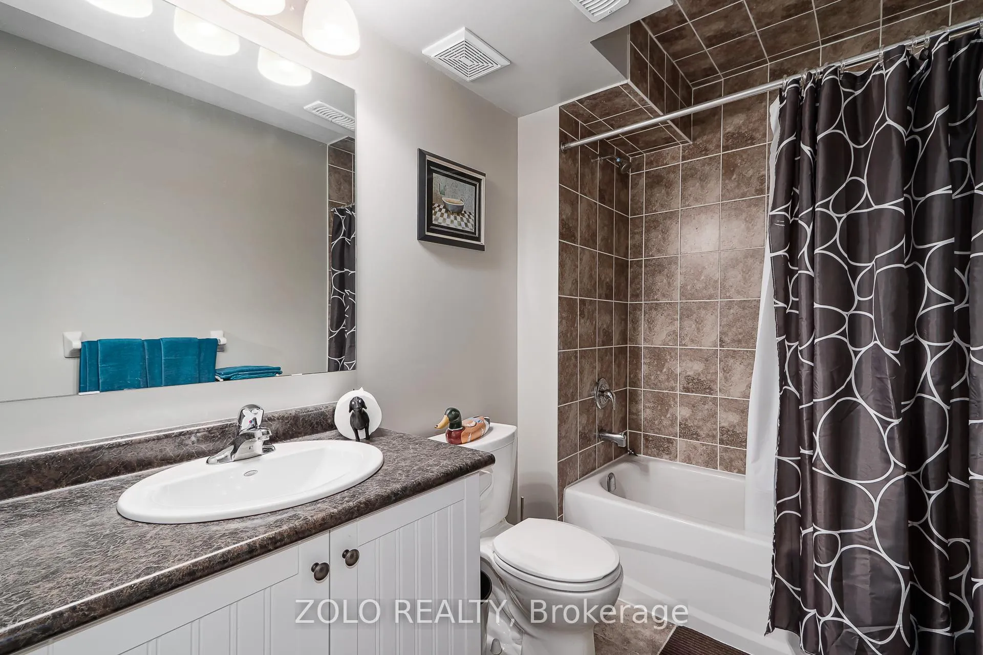 Photo 32 of 41 Middleton Drive, Wasaga Beach — HOMEH