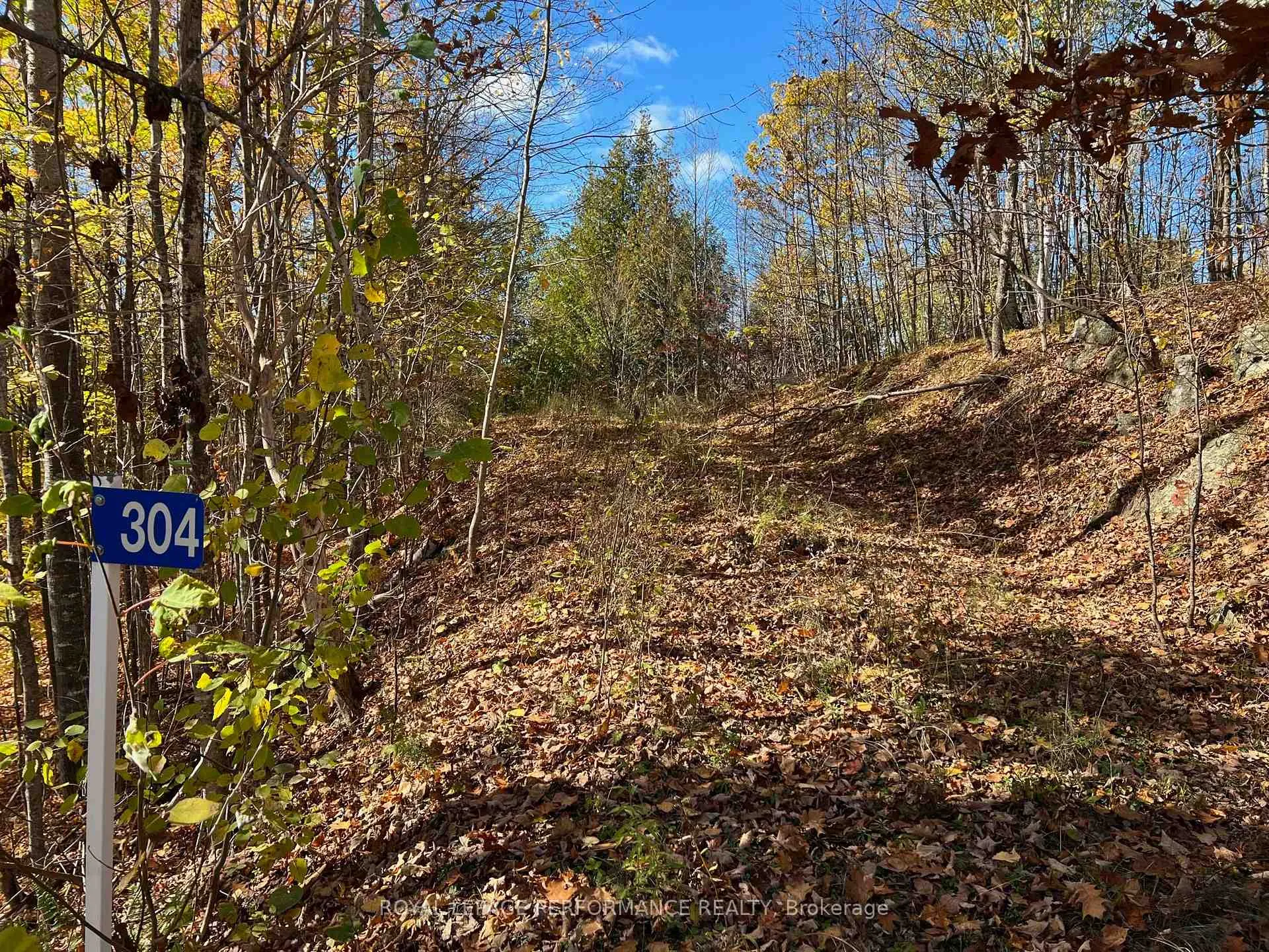 Photo 1 of 304 Lacourse Lane, Lanark Highlands, Lanark Highlands (Darling) Twp — HOMEH