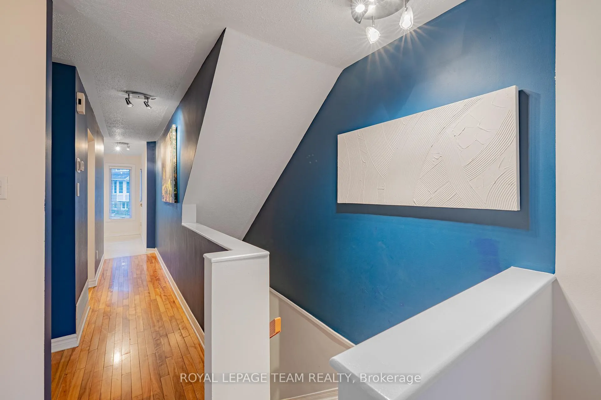 Photo 17 of 1615 Locksley Lane, Ottawa, Beaconwood — HOMEH