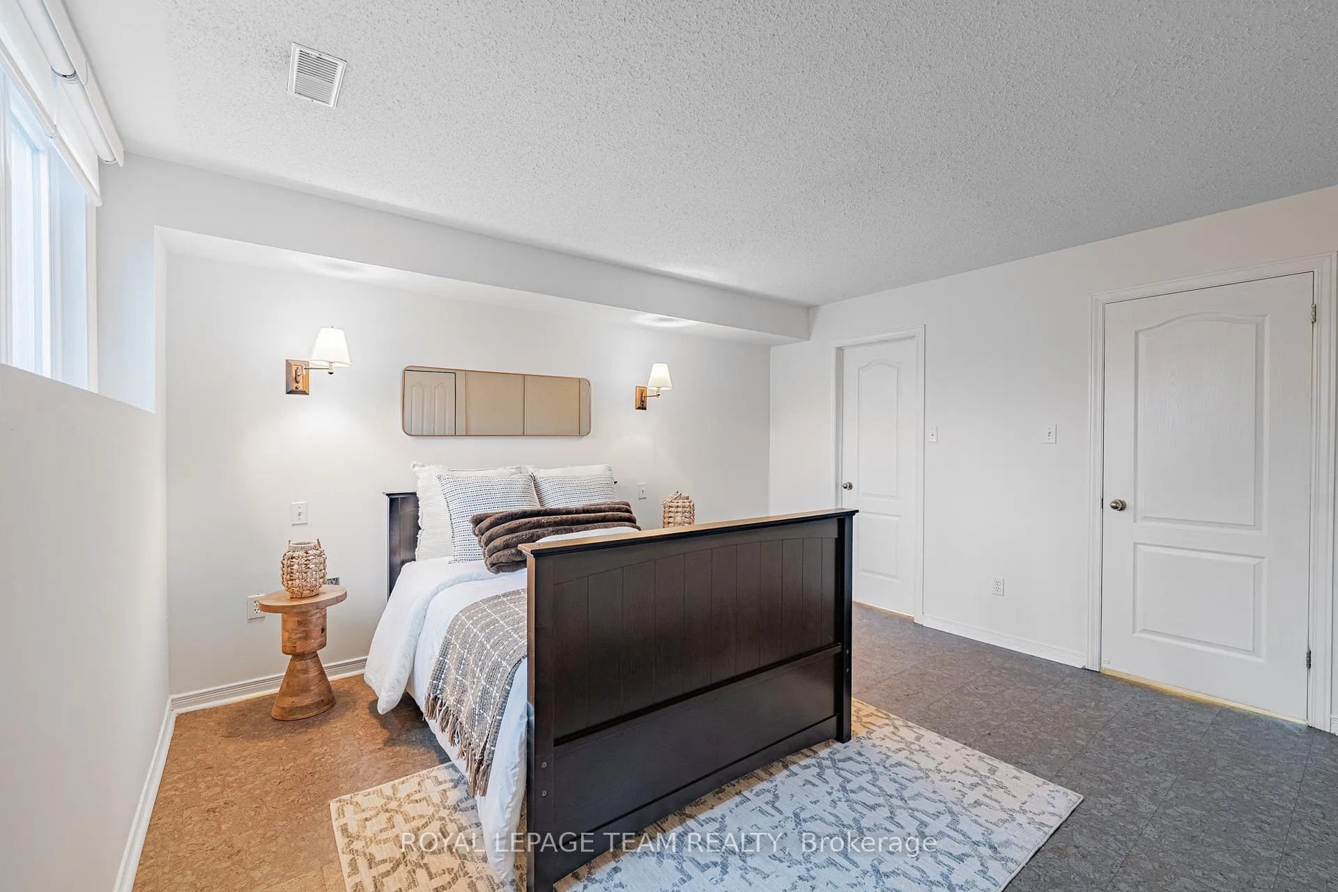 Photo 35 of 1615 Locksley Lane, Ottawa, Beaconwood — HOMEH
