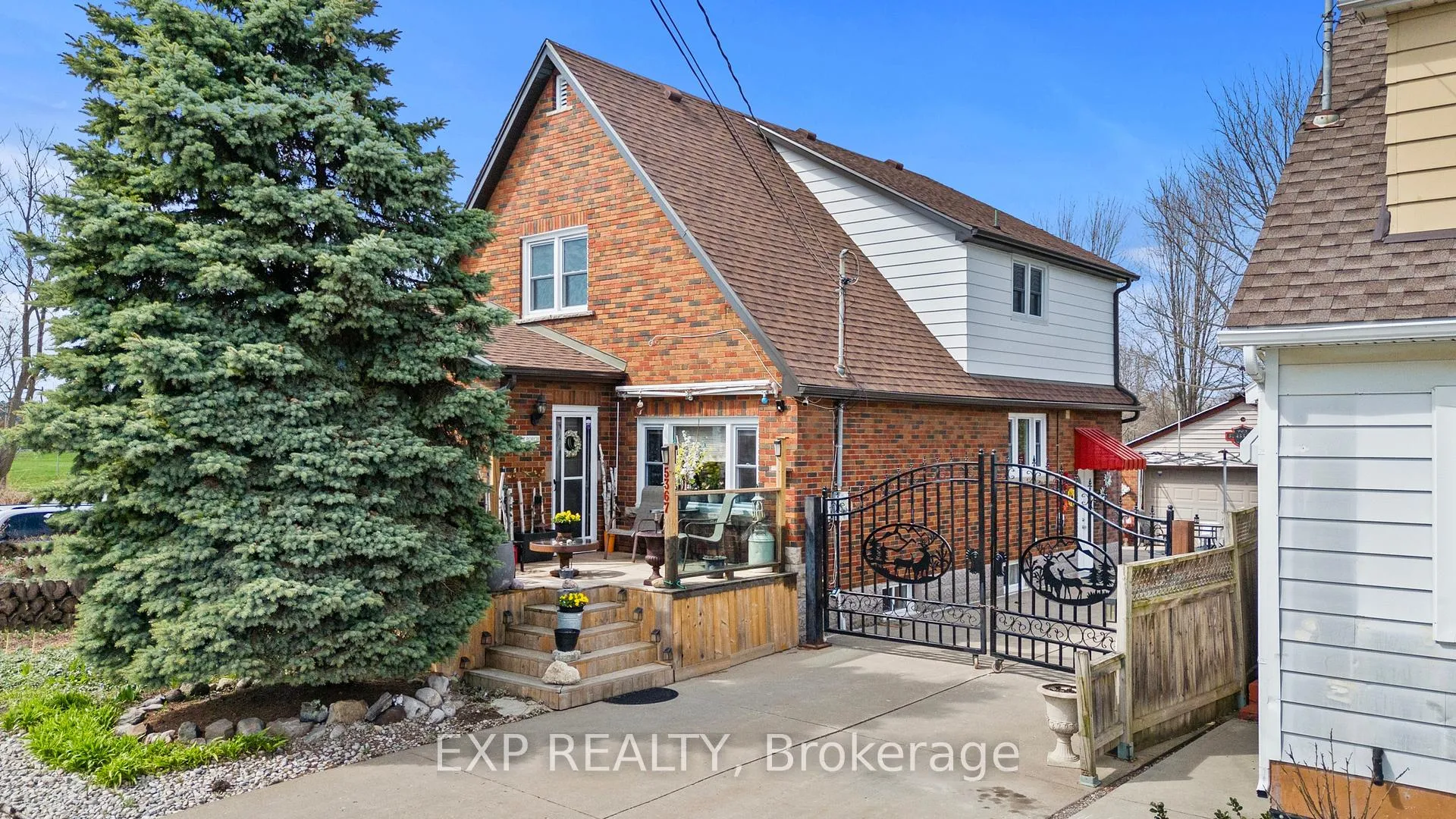 Front of 5367 Kitchener Street