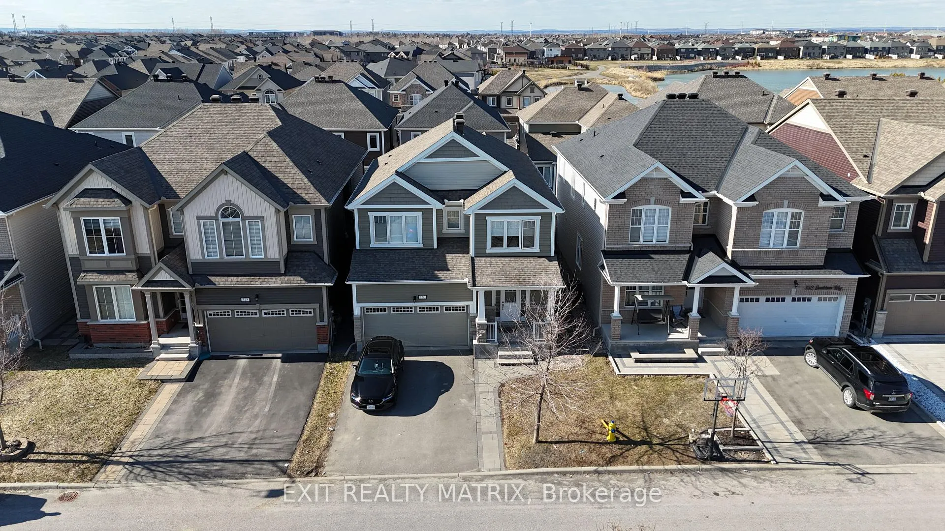 Photo 3 of 350 Sweetclover Way, Ottawa, Avalon West — HOMEH