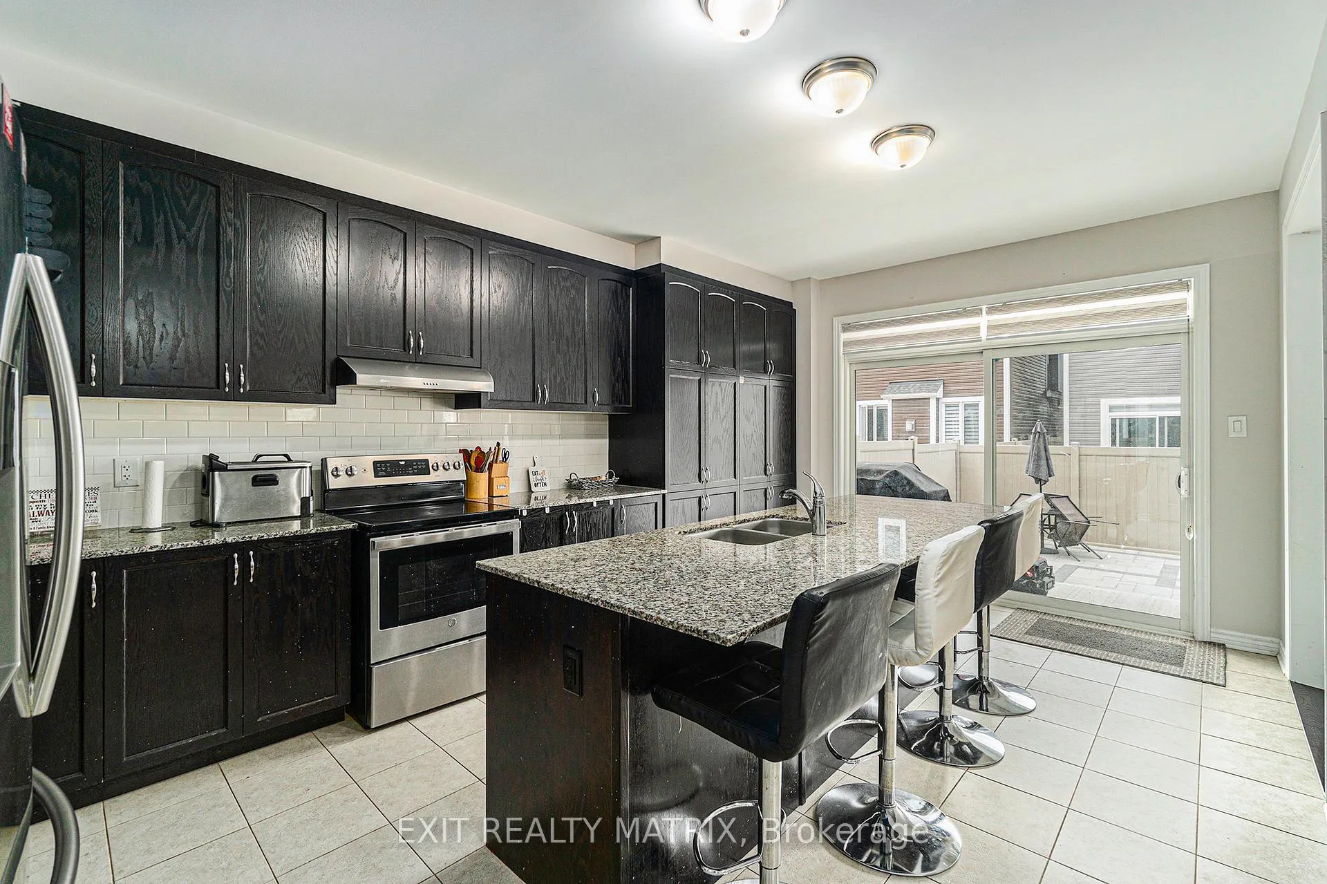 Photo 8 of 350 Sweetclover Way, Ottawa, Avalon West — HOMEH