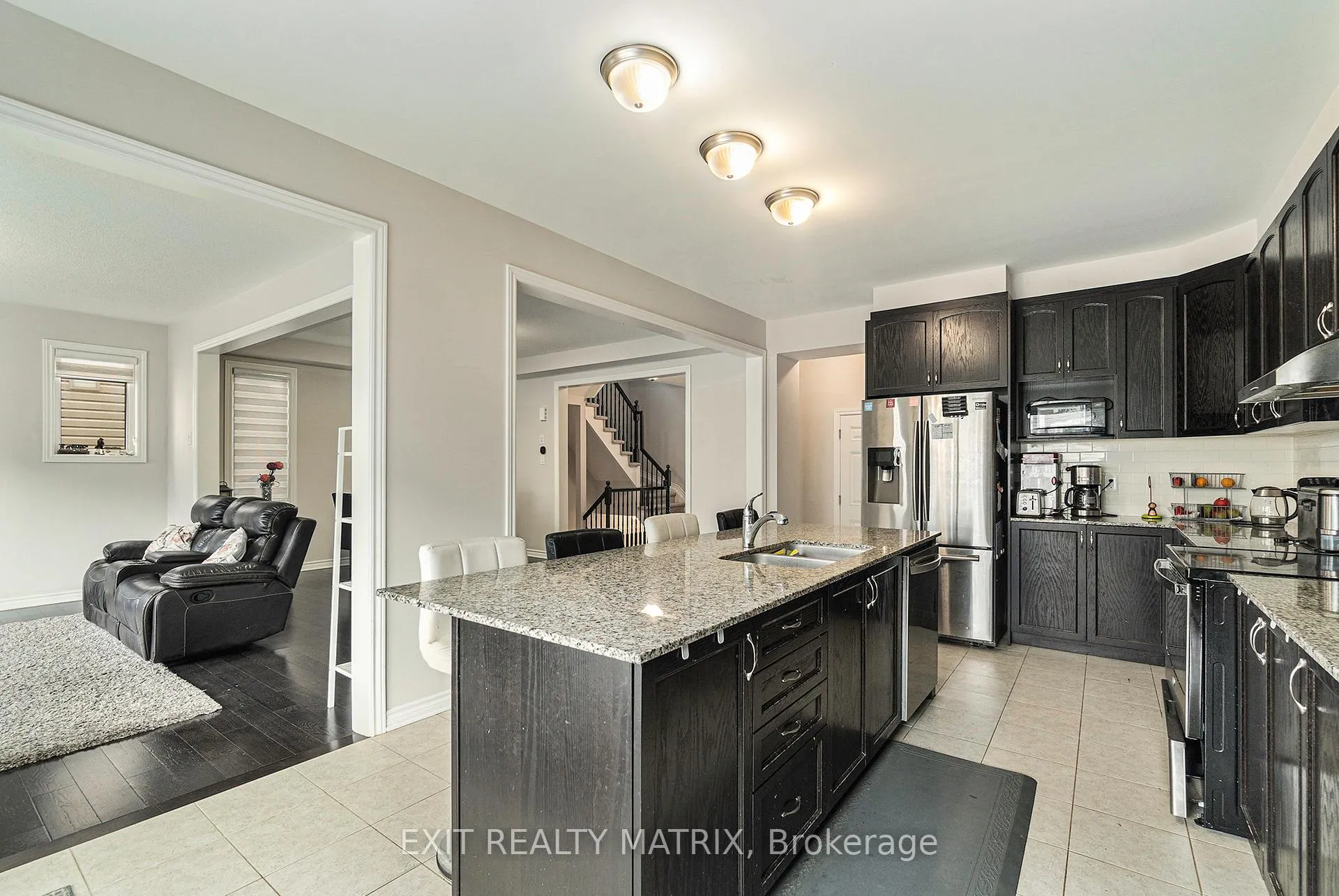 Photo 10 of 350 Sweetclover Way, Ottawa, Avalon West — HOMEH
