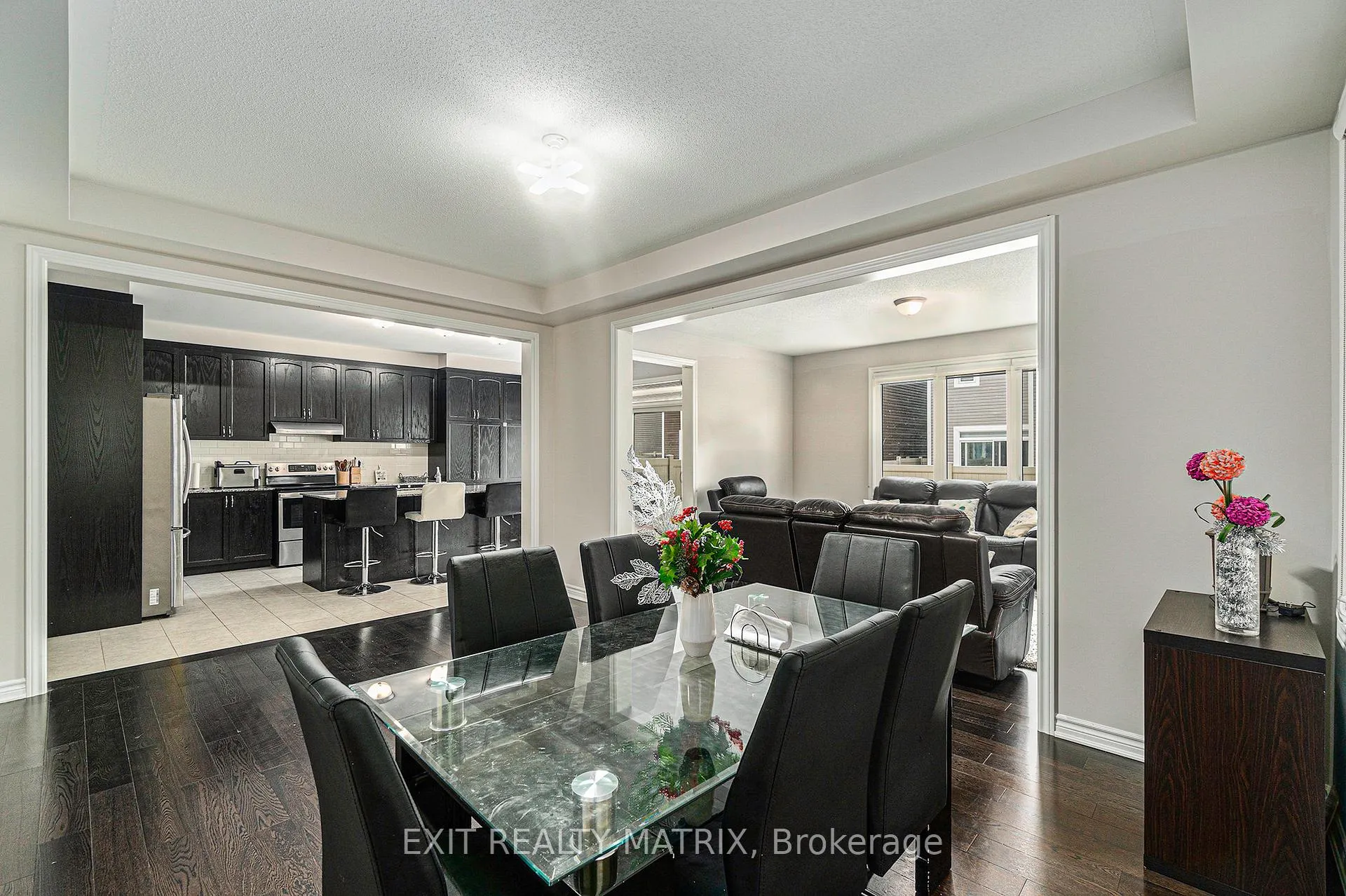 Photo 14 of 350 Sweetclover Way, Ottawa, Avalon West — HOMEH