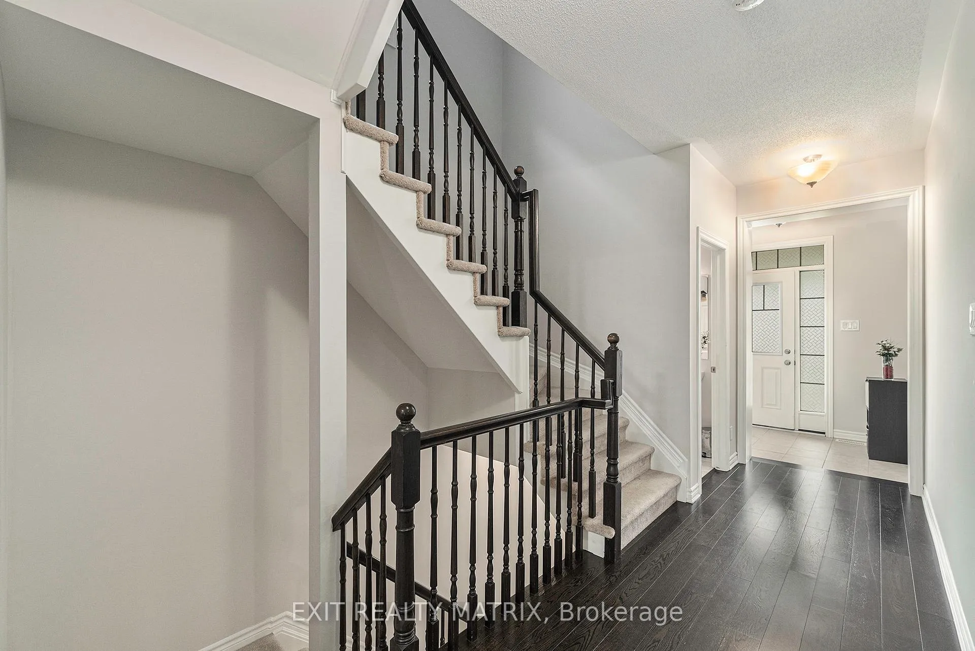 Photo 17 of 350 Sweetclover Way, Ottawa, Avalon West — HOMEH