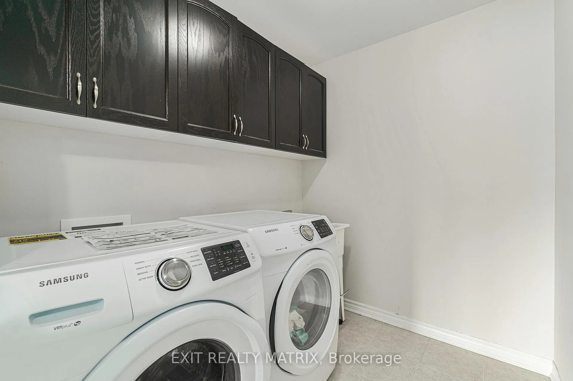 Photo 18 of 350 Sweetclover Way, Ottawa, Avalon West — HOMEH