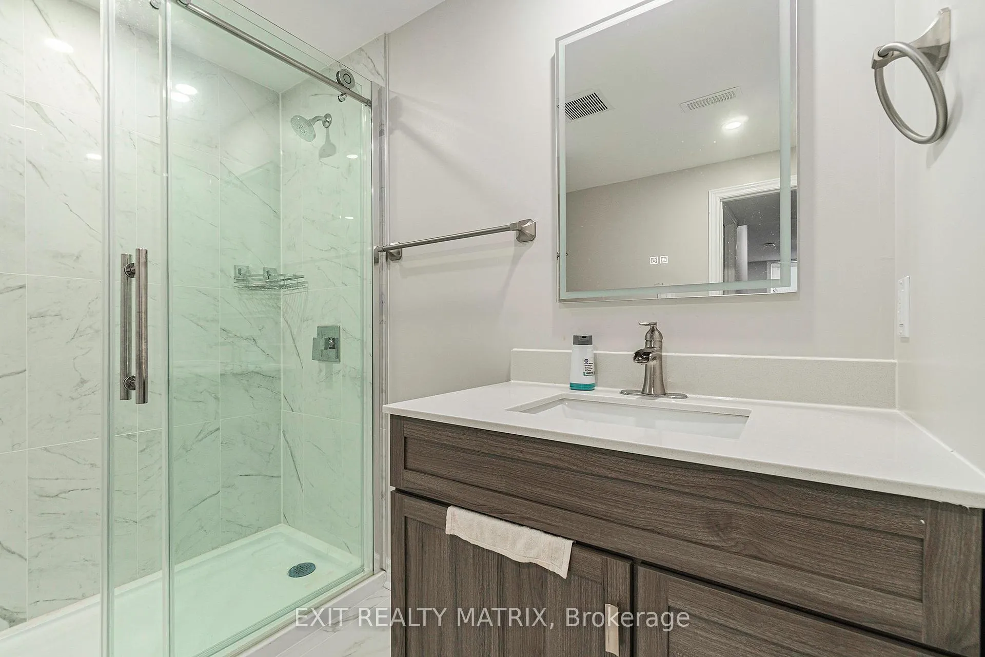 Photo 24 of 350 Sweetclover Way, Ottawa, Avalon West — HOMEH