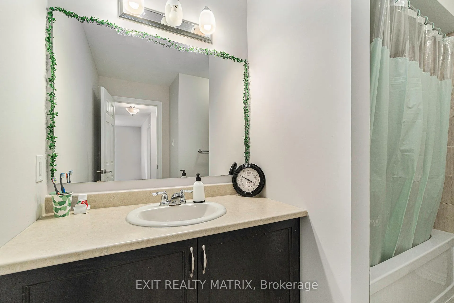 Photo 26 of 350 Sweetclover Way, Ottawa, Avalon West — HOMEH