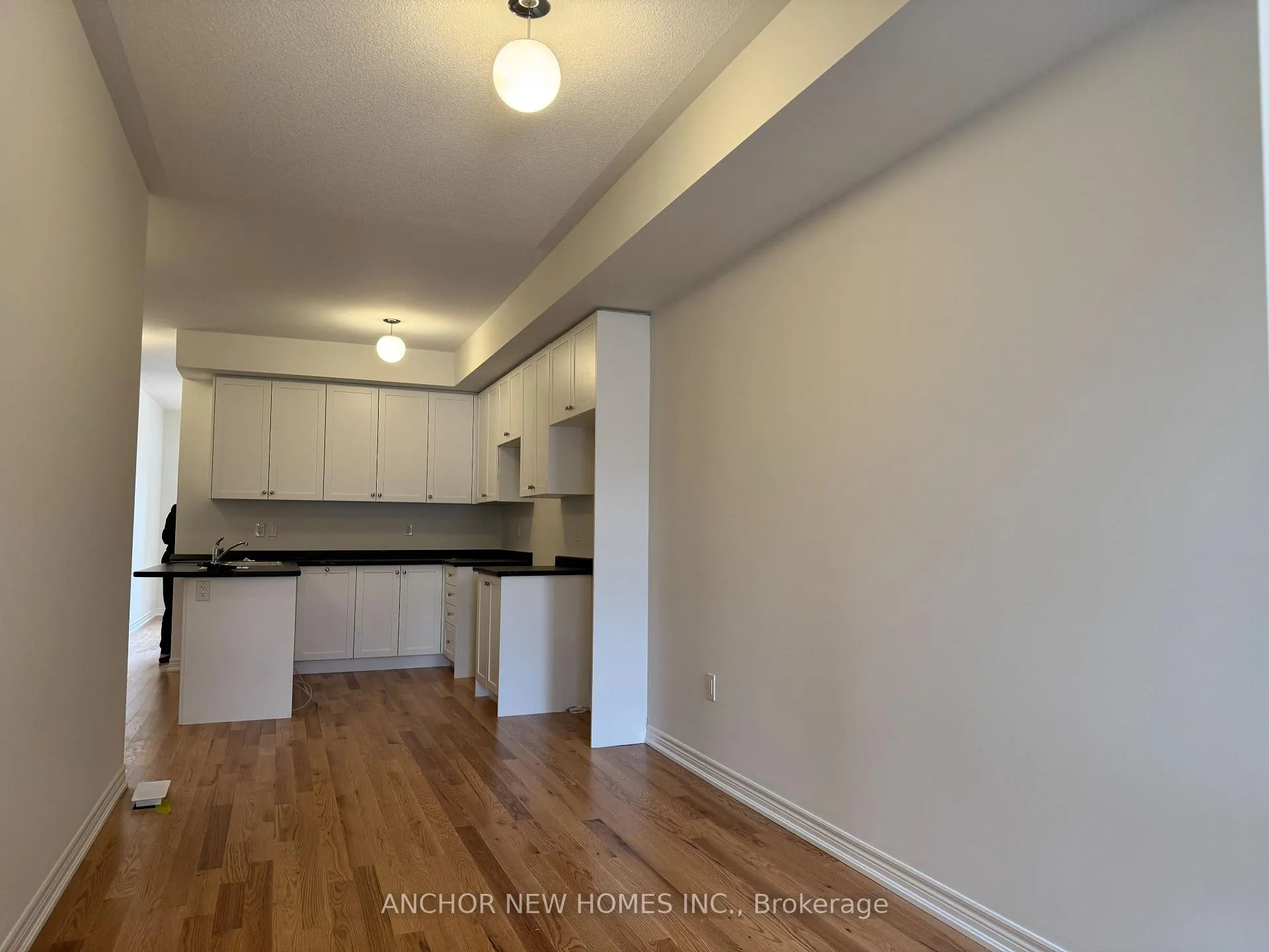 Photo 5 of 1240 Elizabeth Mackenzie Drive, Pickering, Rural Pickering — HOMEH