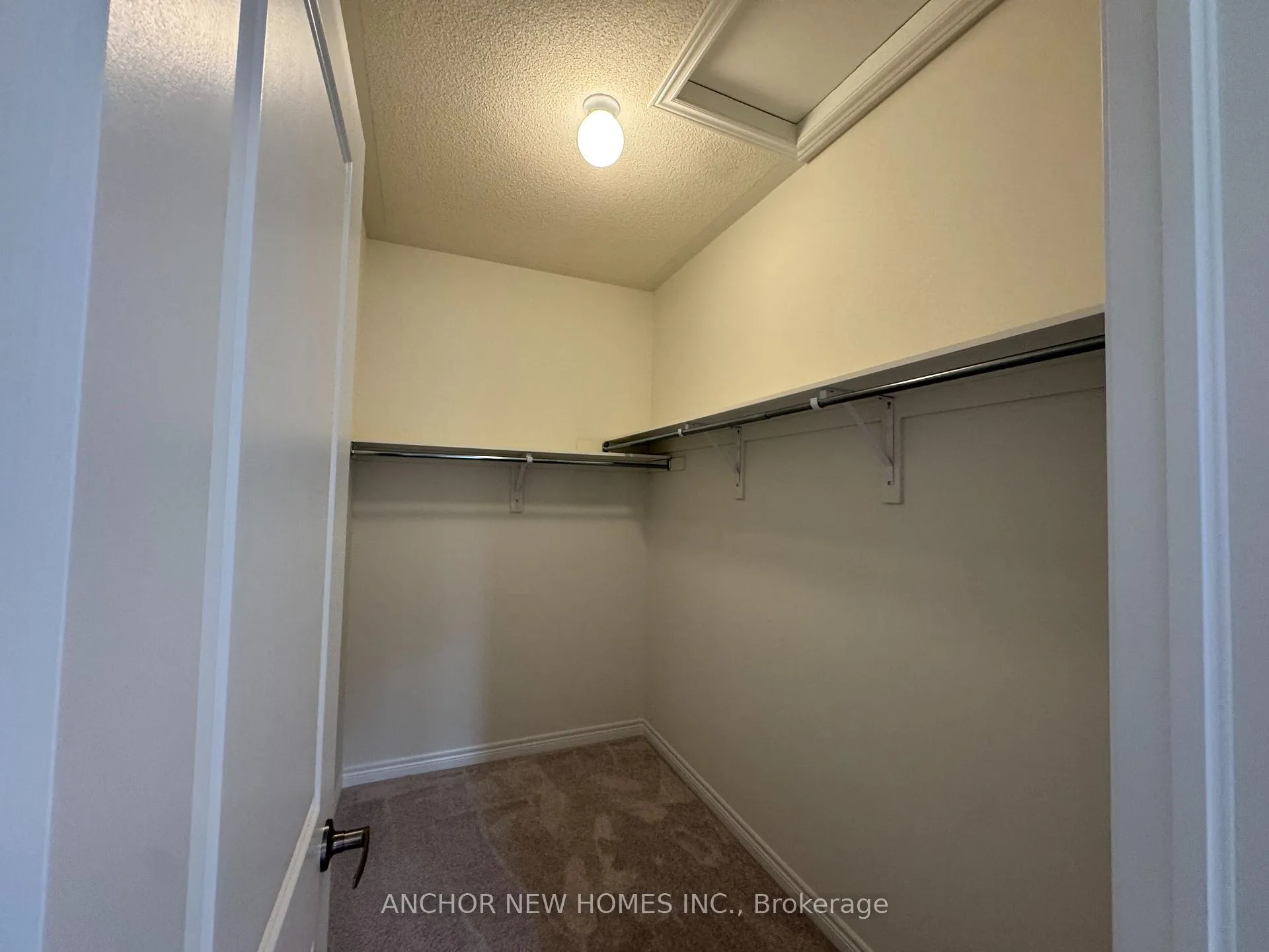 Photo 13 of 1240 Elizabeth Mackenzie Drive, Pickering, Rural Pickering — HOMEH